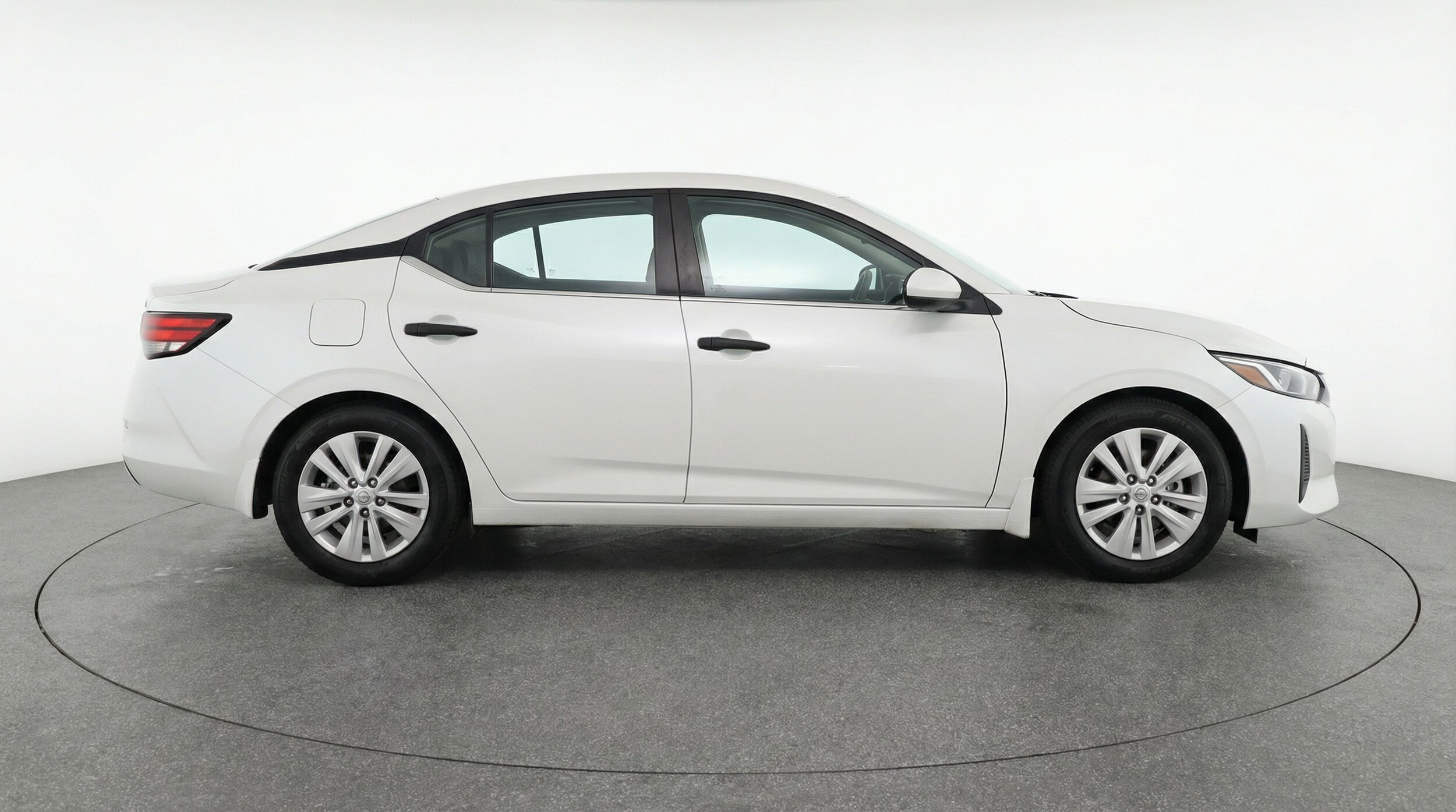 Thumbnail: 2025 Nissan Sentra - 8