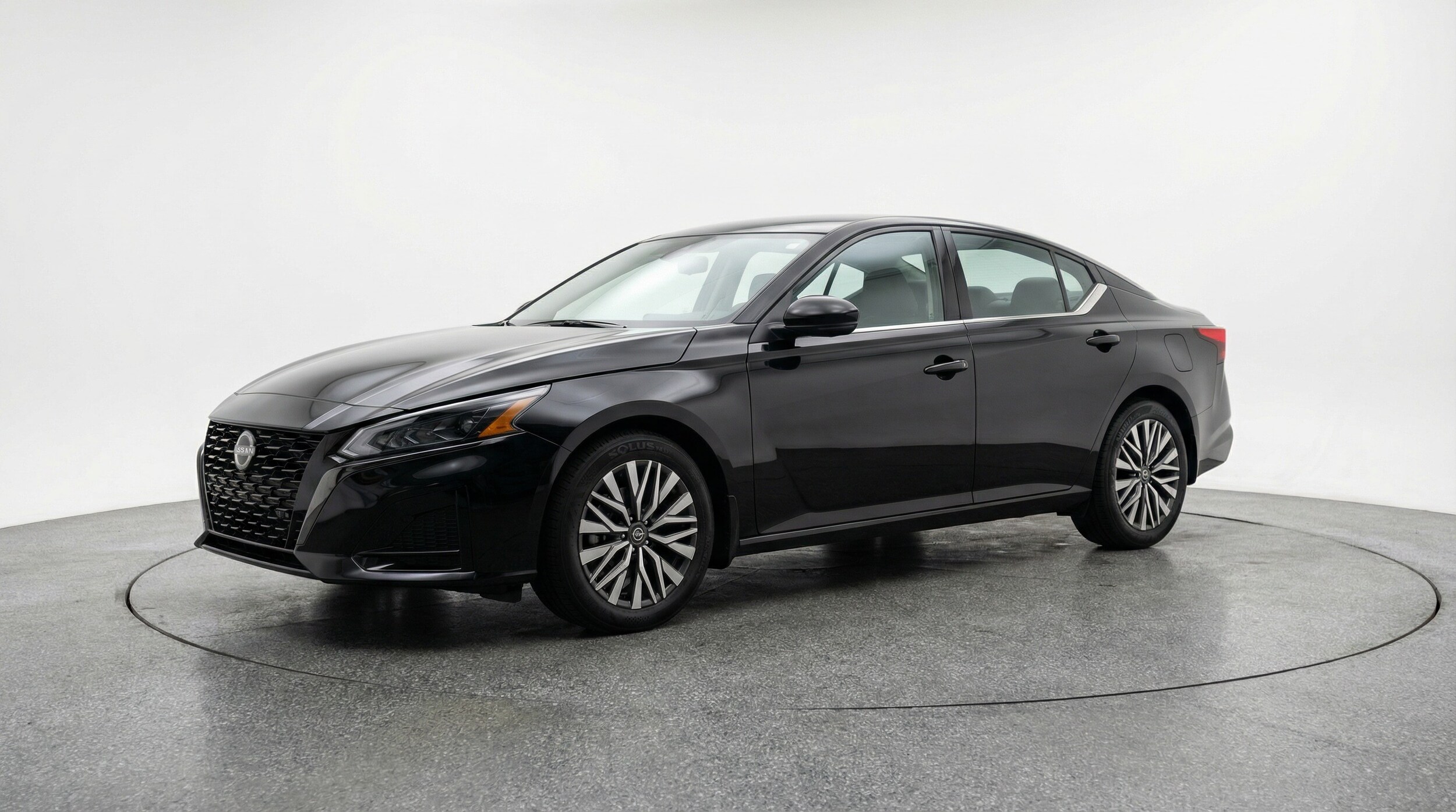 Thumbnail: 2025 Nissan Altima - 3