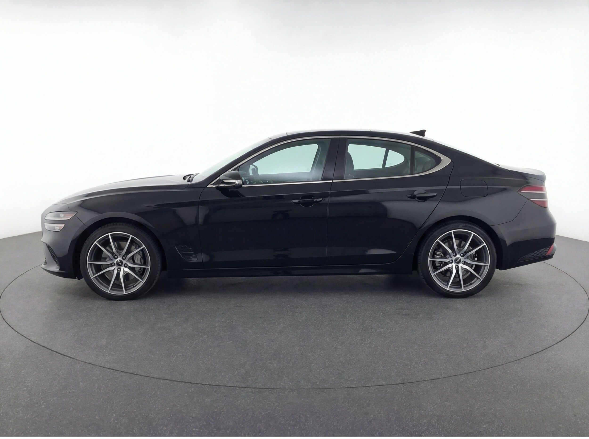 Thumbnail: 2025 Genesis G70 - 4