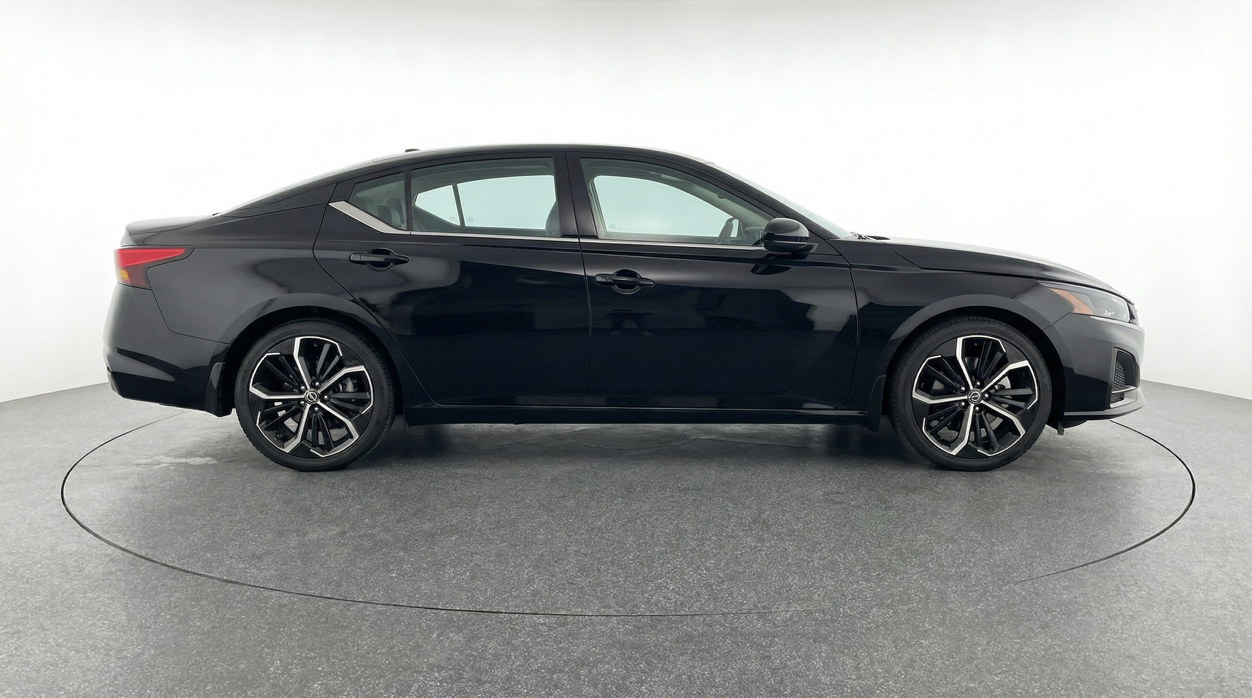 Thumbnail: 2025 Nissan Altima - 8