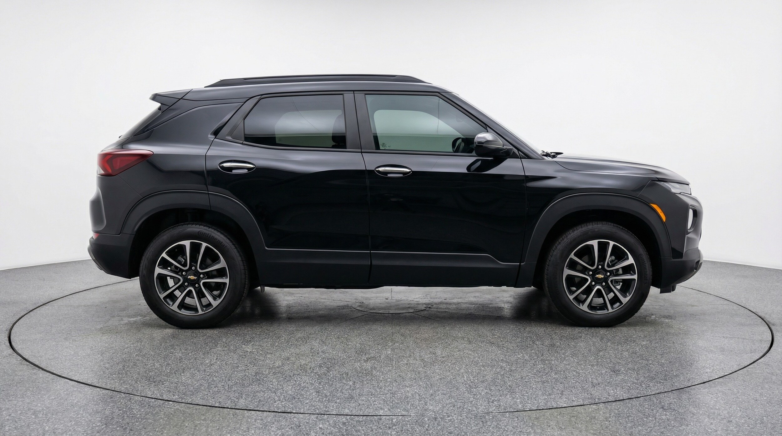 Thumbnail: 2025 Chevrolet TrailBlazer - 8