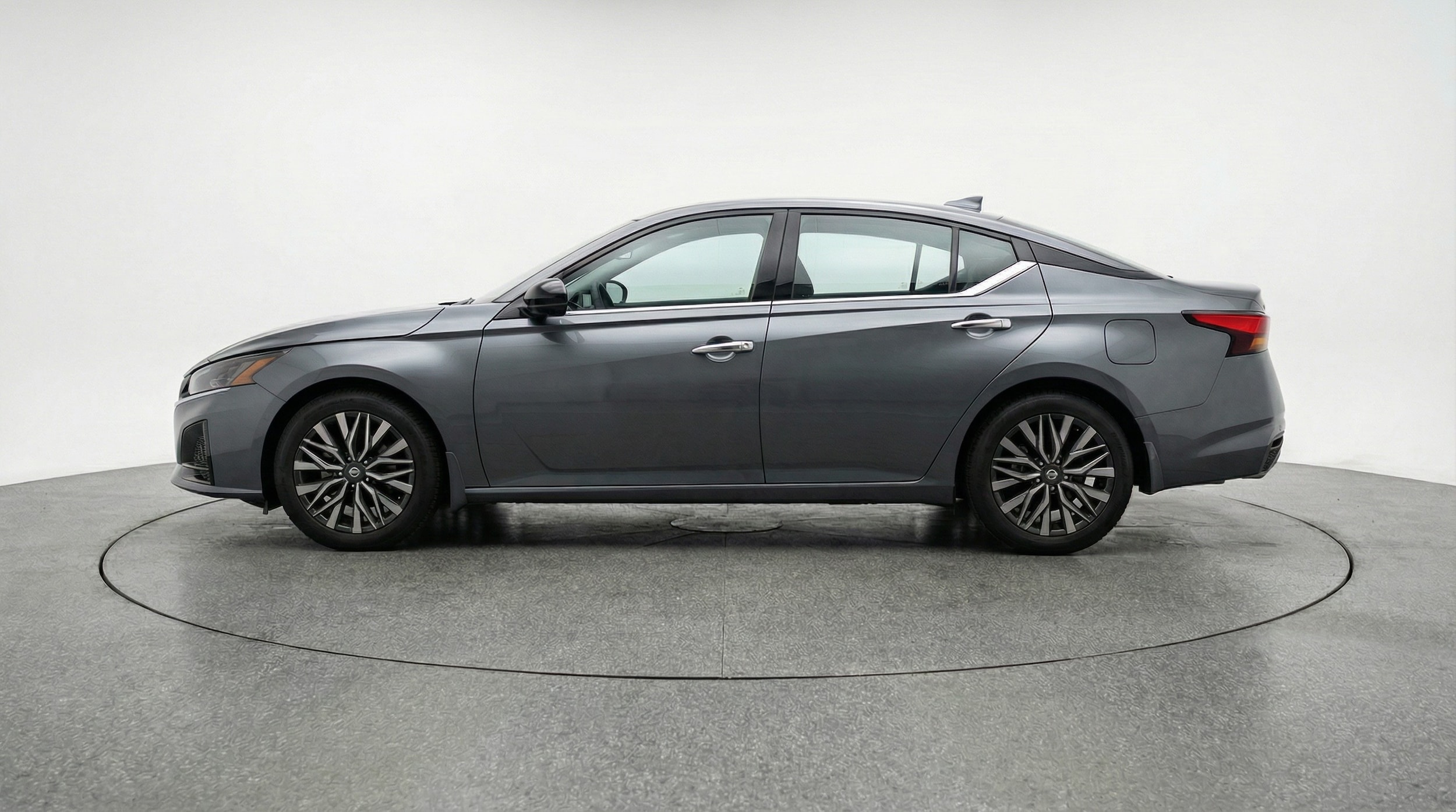 Thumbnail: 2025 Nissan Altima - 4