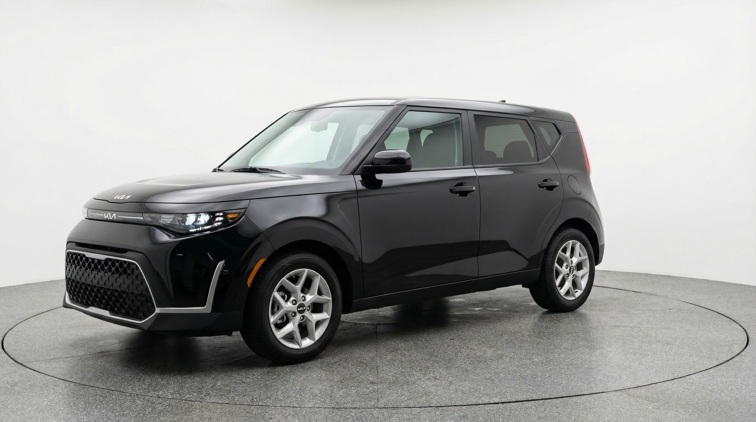 Thumbnail: 2025 Kia Soul - 3