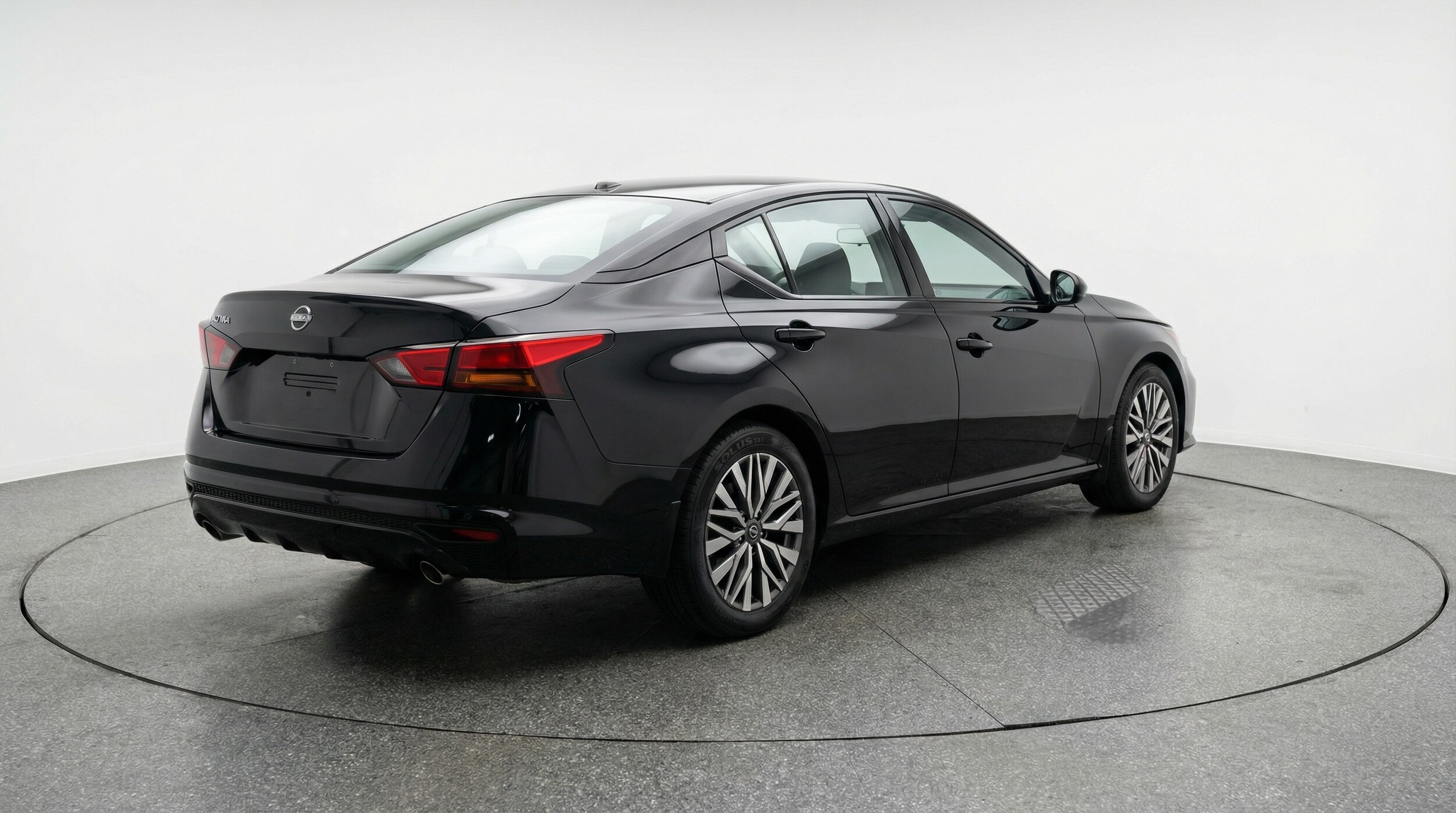 Thumbnail: 2025 Nissan Altima - 7