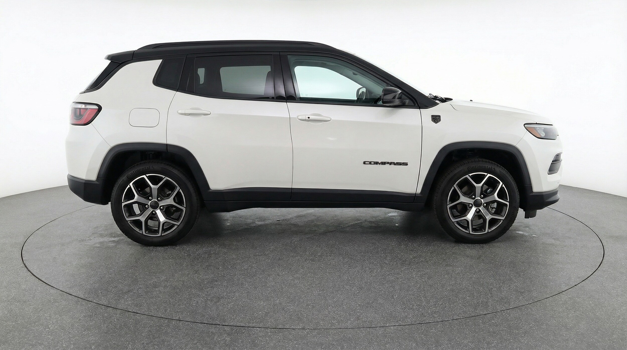 Thumbnail: 2025 Jeep Compass - 8