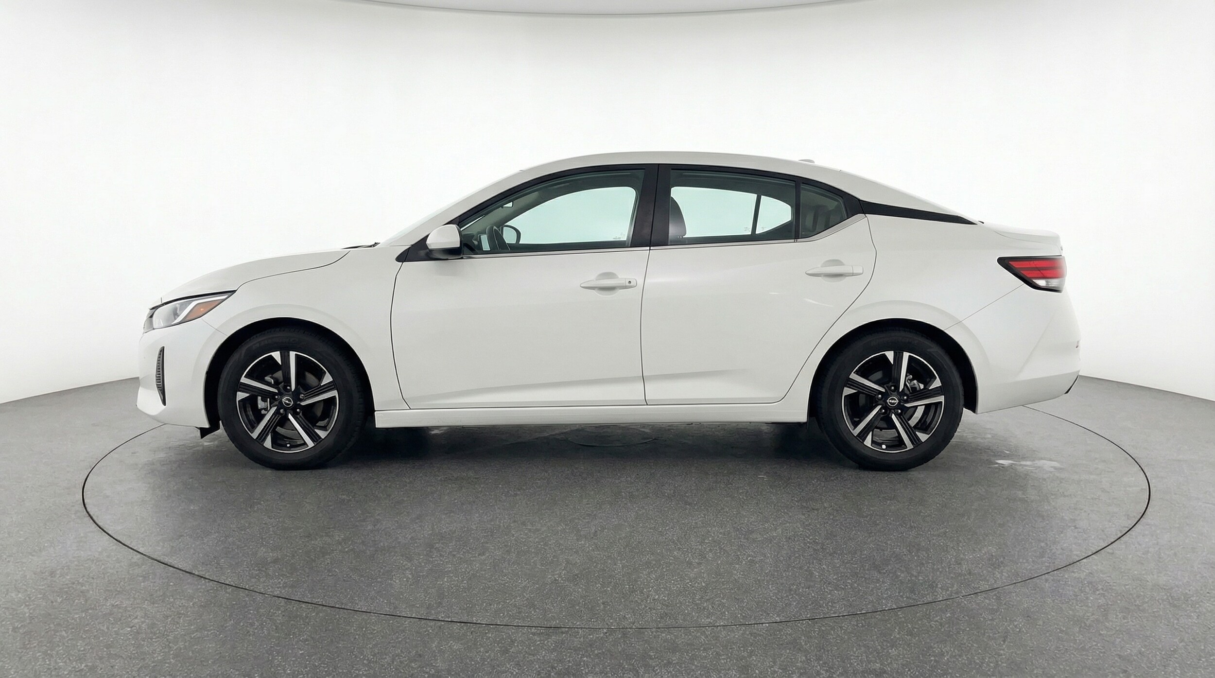 Thumbnail: 2025 Nissan Sentra - 4