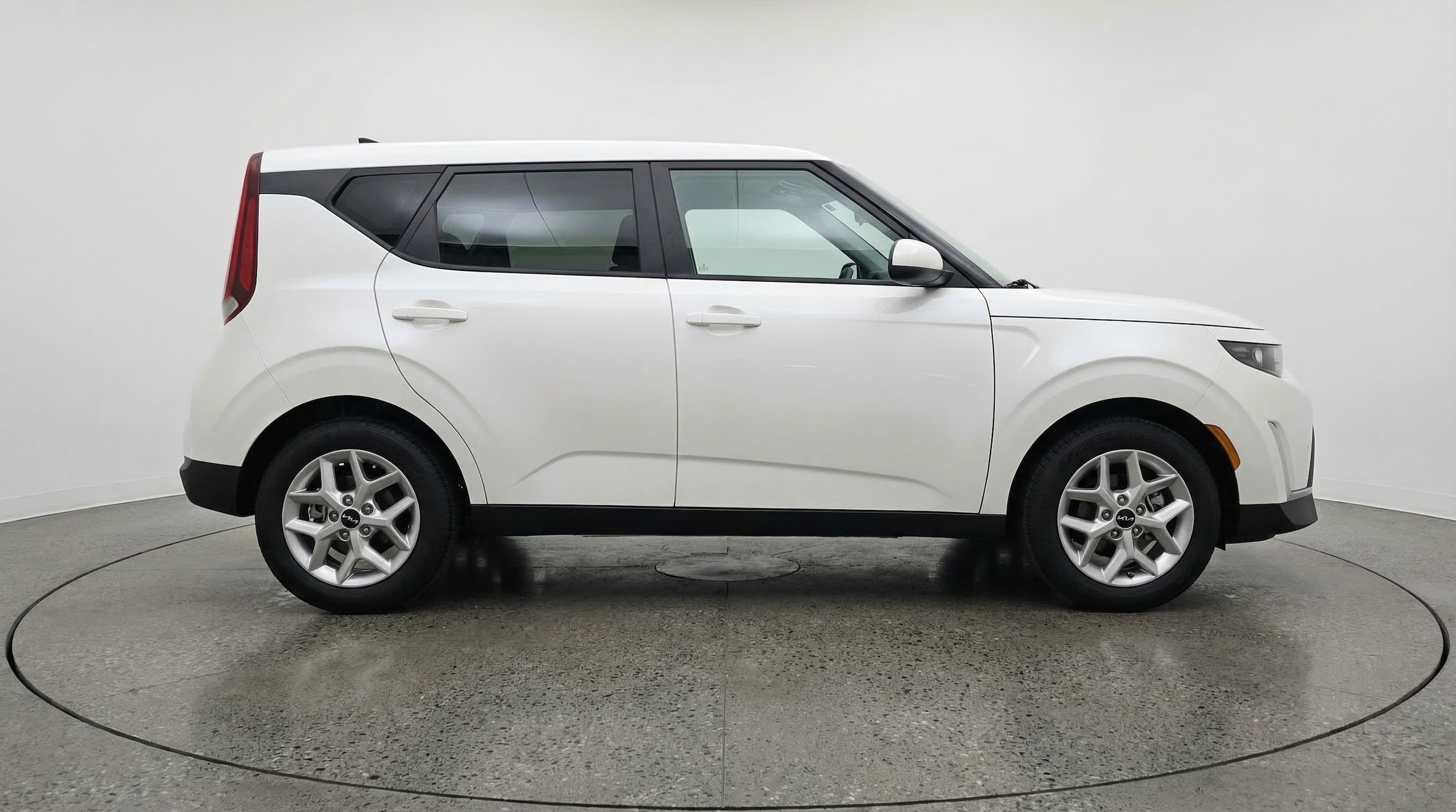 Thumbnail: 2025 Kia Soul - 8