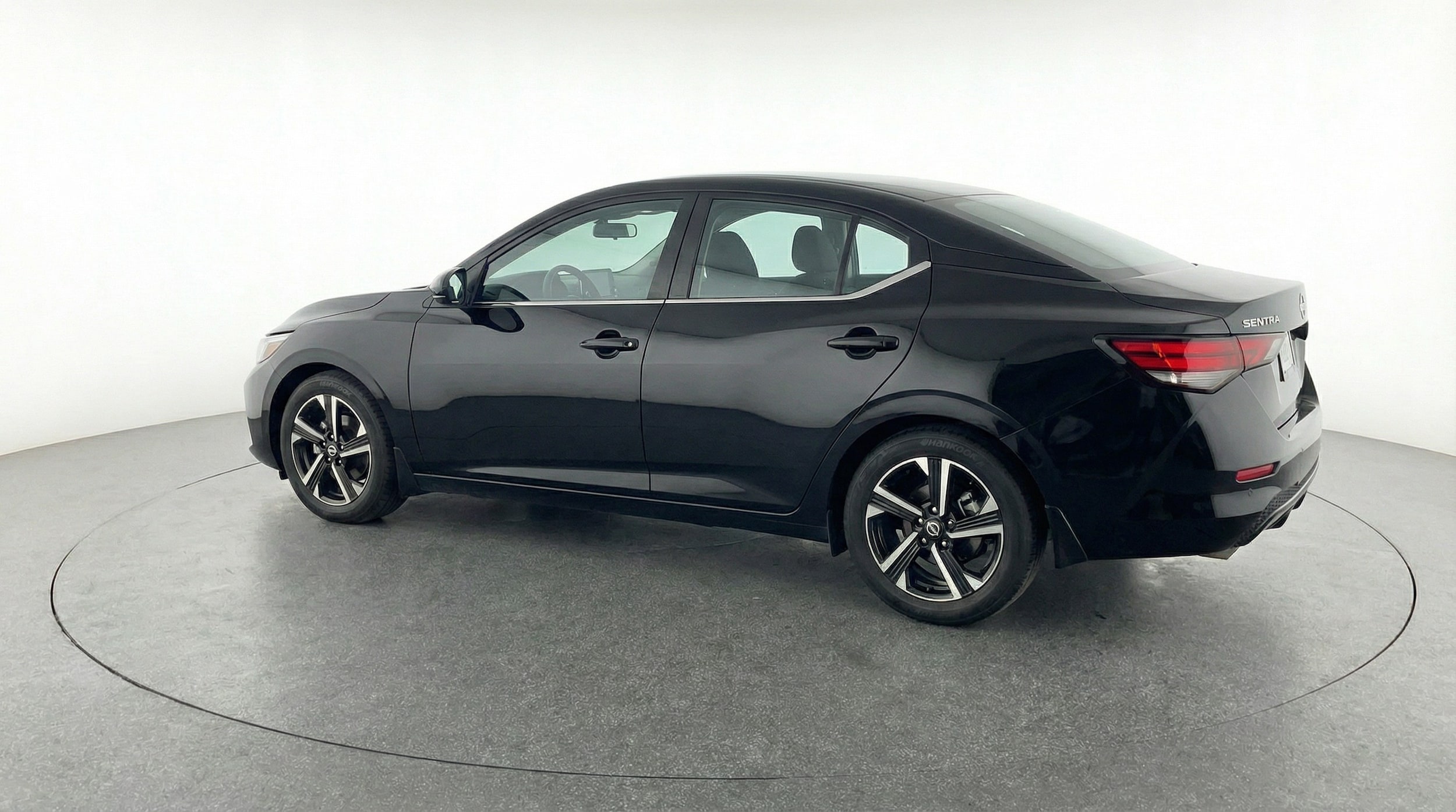 Thumbnail: 2025 Nissan Sentra - 5