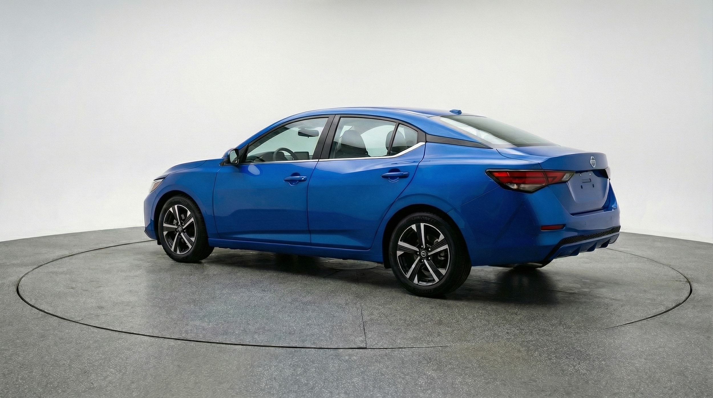 Thumbnail: 2025 Nissan Sentra - 5