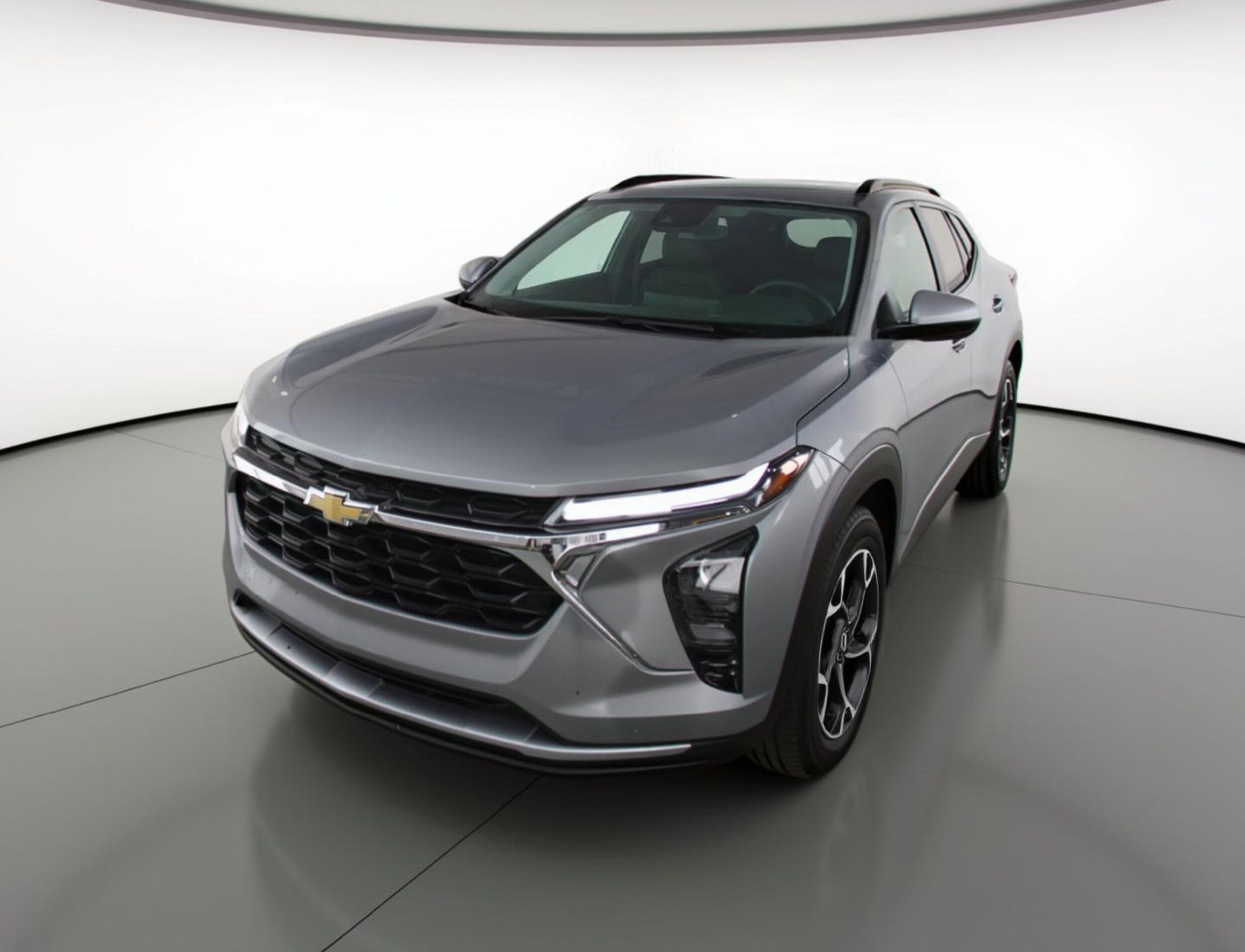 Thumbnail: 2025 Chevrolet Trax - 3