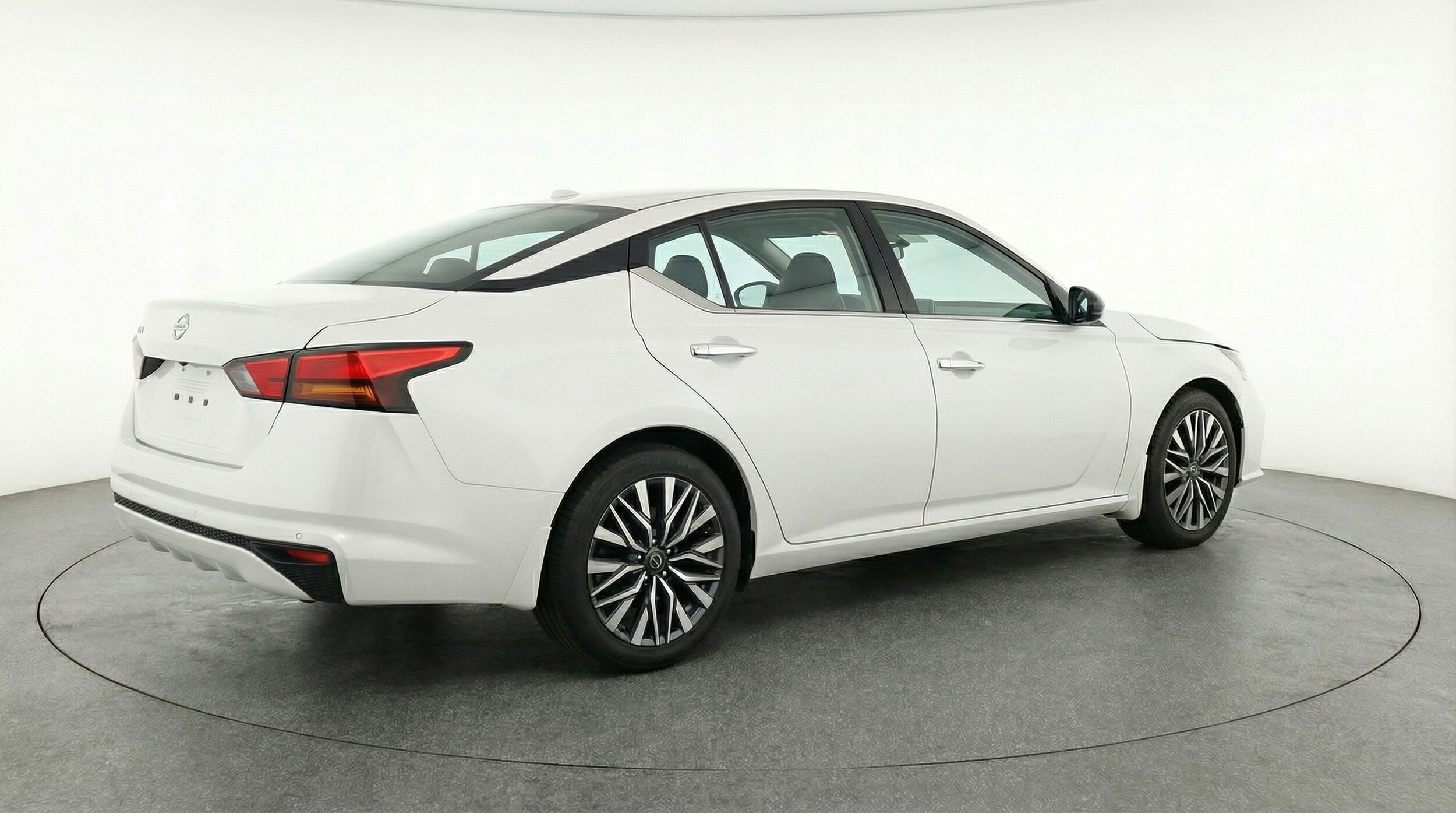 Thumbnail: 2025 Nissan Altima - 7