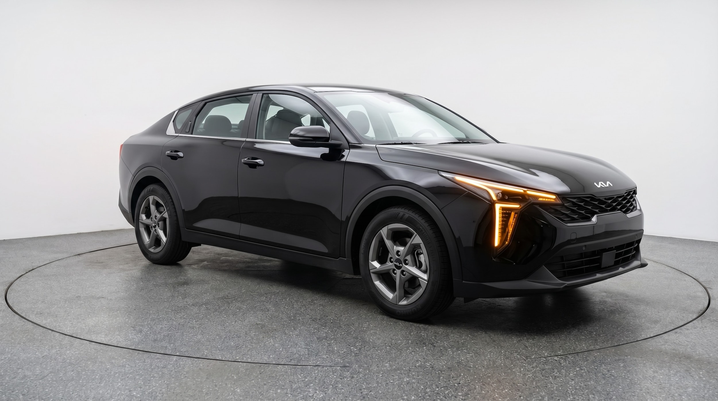 Thumbnail: 2025 Kia K4 - 1