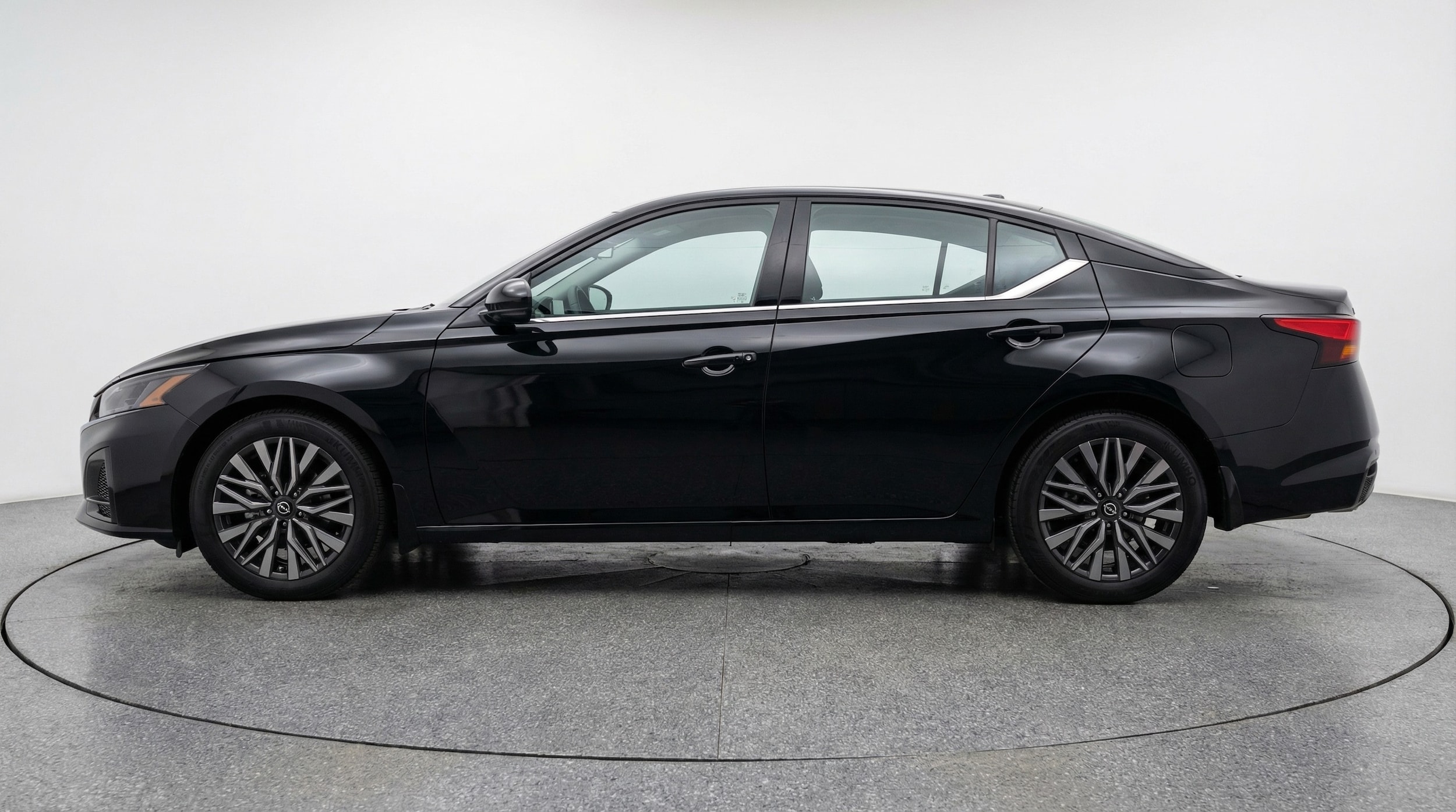 Thumbnail: 2026 Nissan Altima - 4