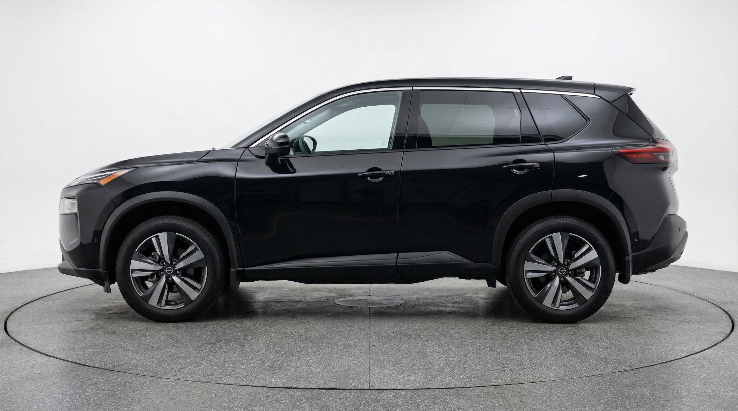 Thumbnail: 2026 Nissan Rogue - 4