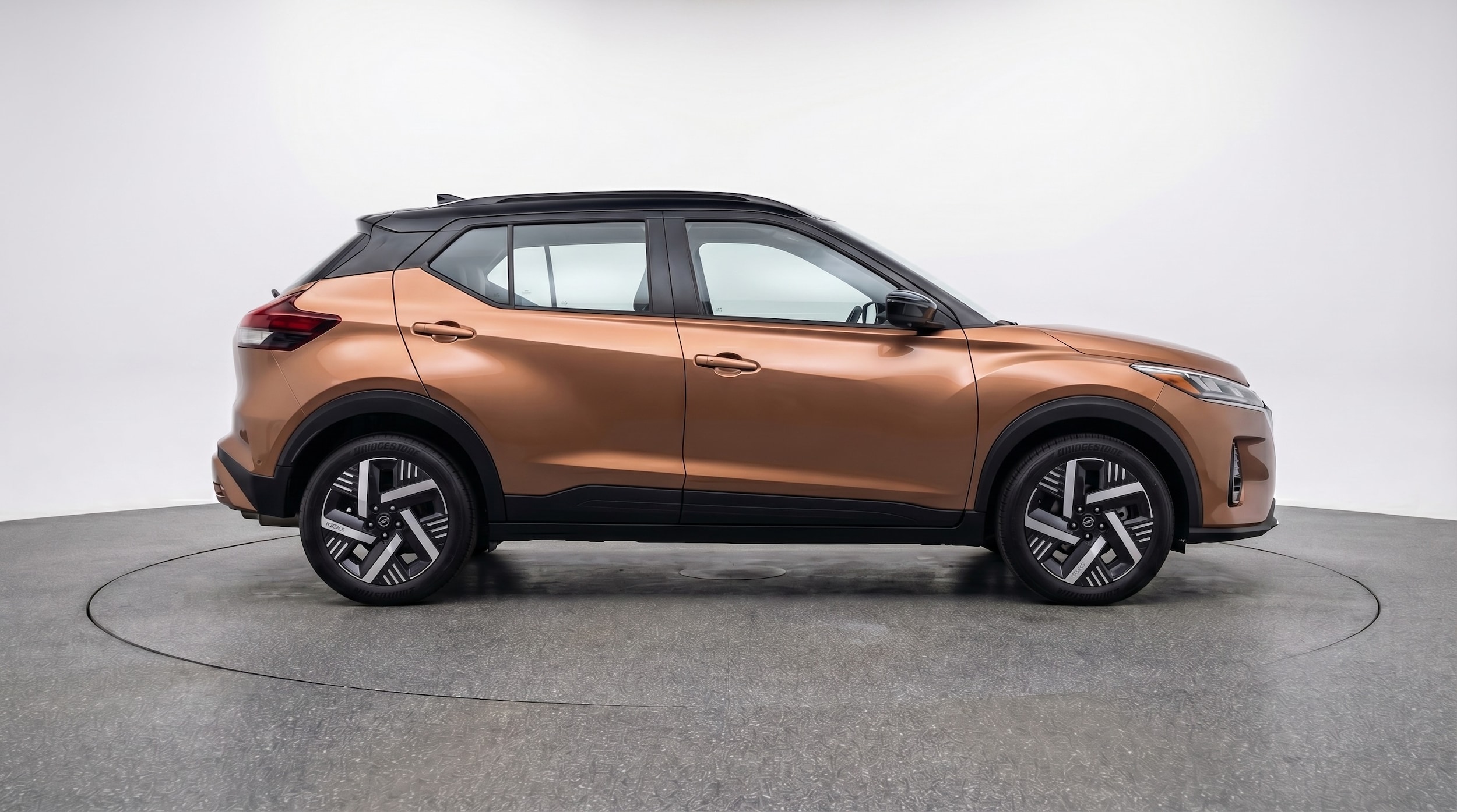Thumbnail: 2026 Nissan Kicks - 8