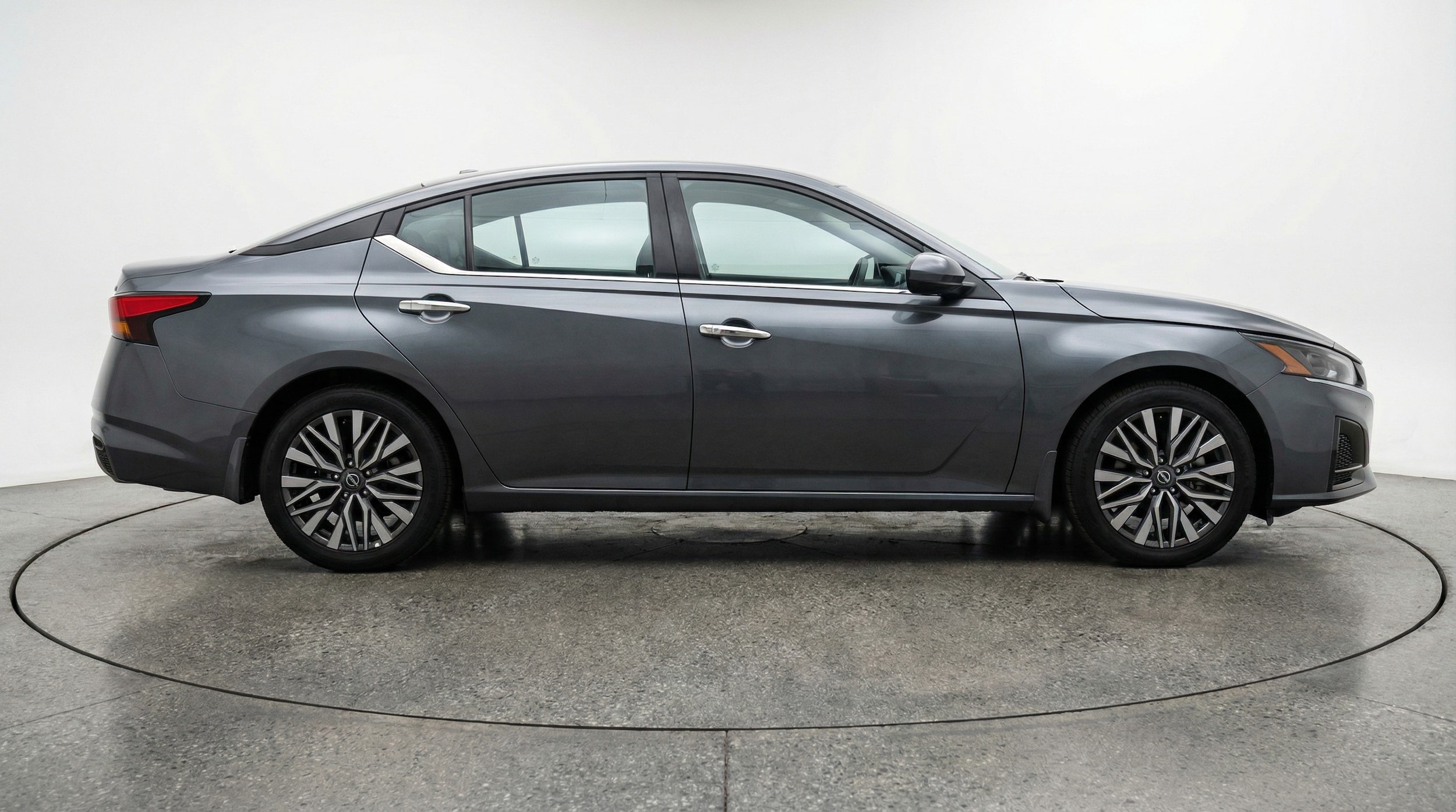 Thumbnail: 2025 Nissan Altima - 8