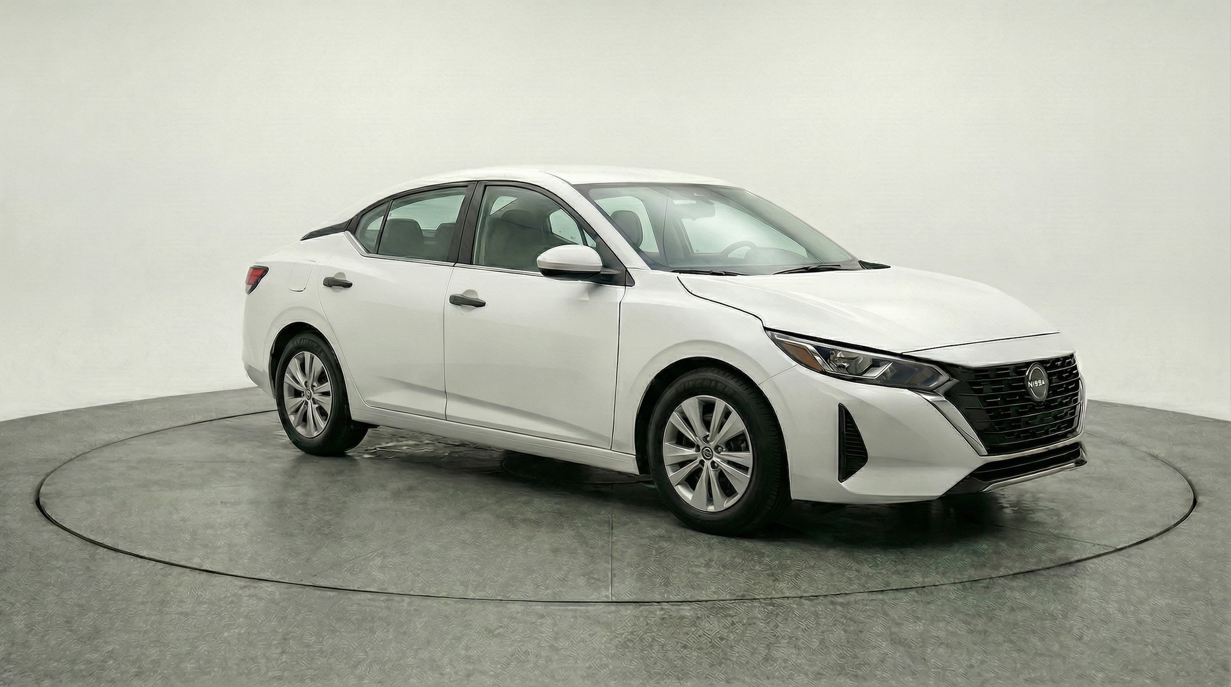 Thumbnail: 2025 Nissan Sentra - 1