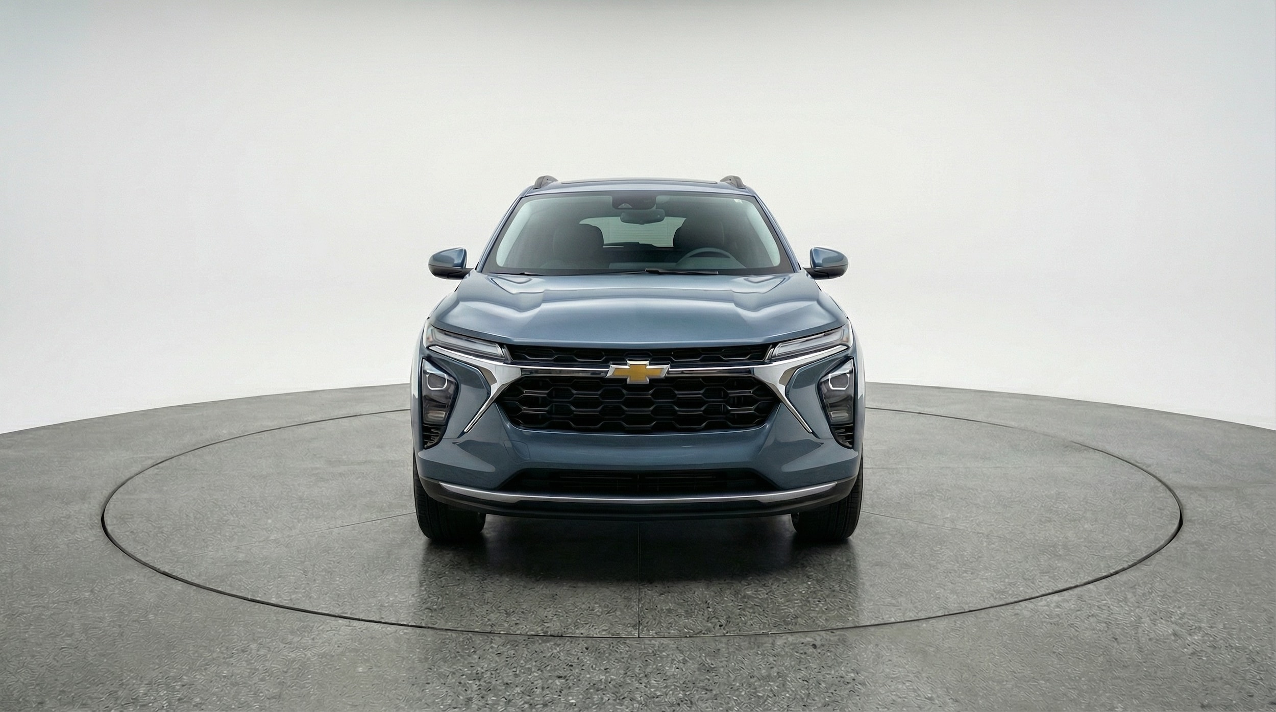 Thumbnail: 2025 Chevrolet Trax - 2