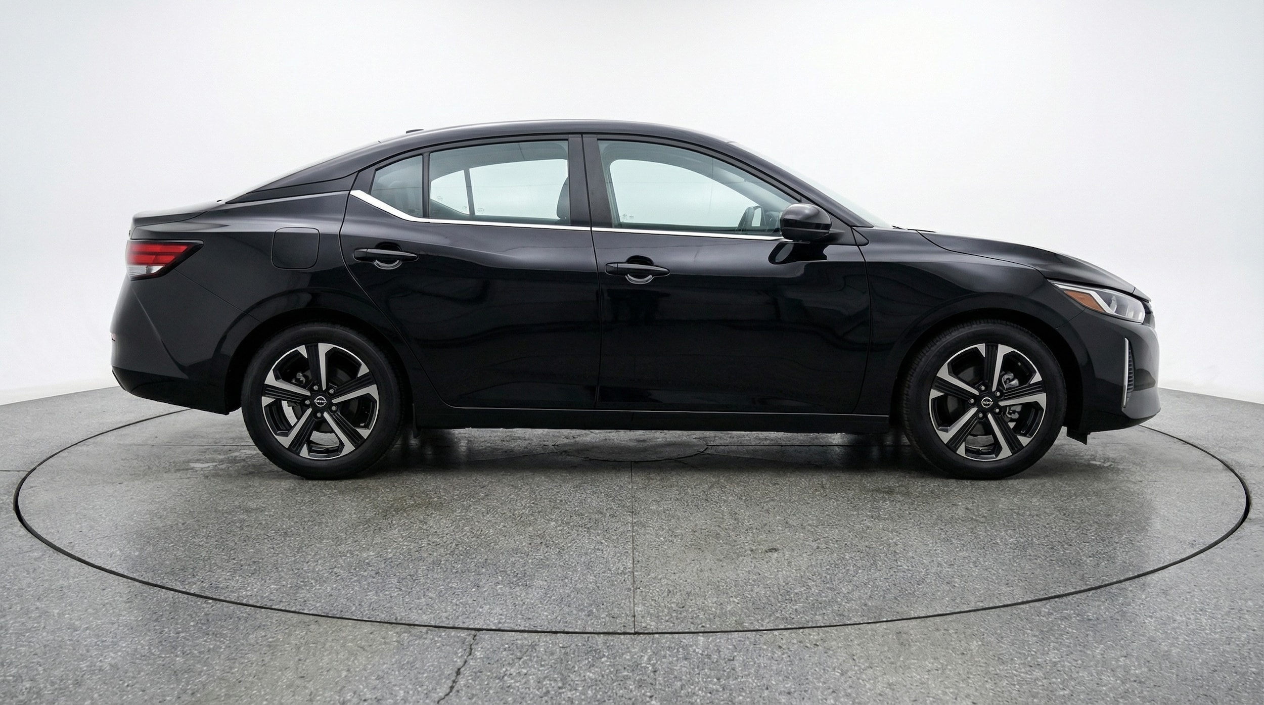 Thumbnail: 2025 Nissan Sentra - 8