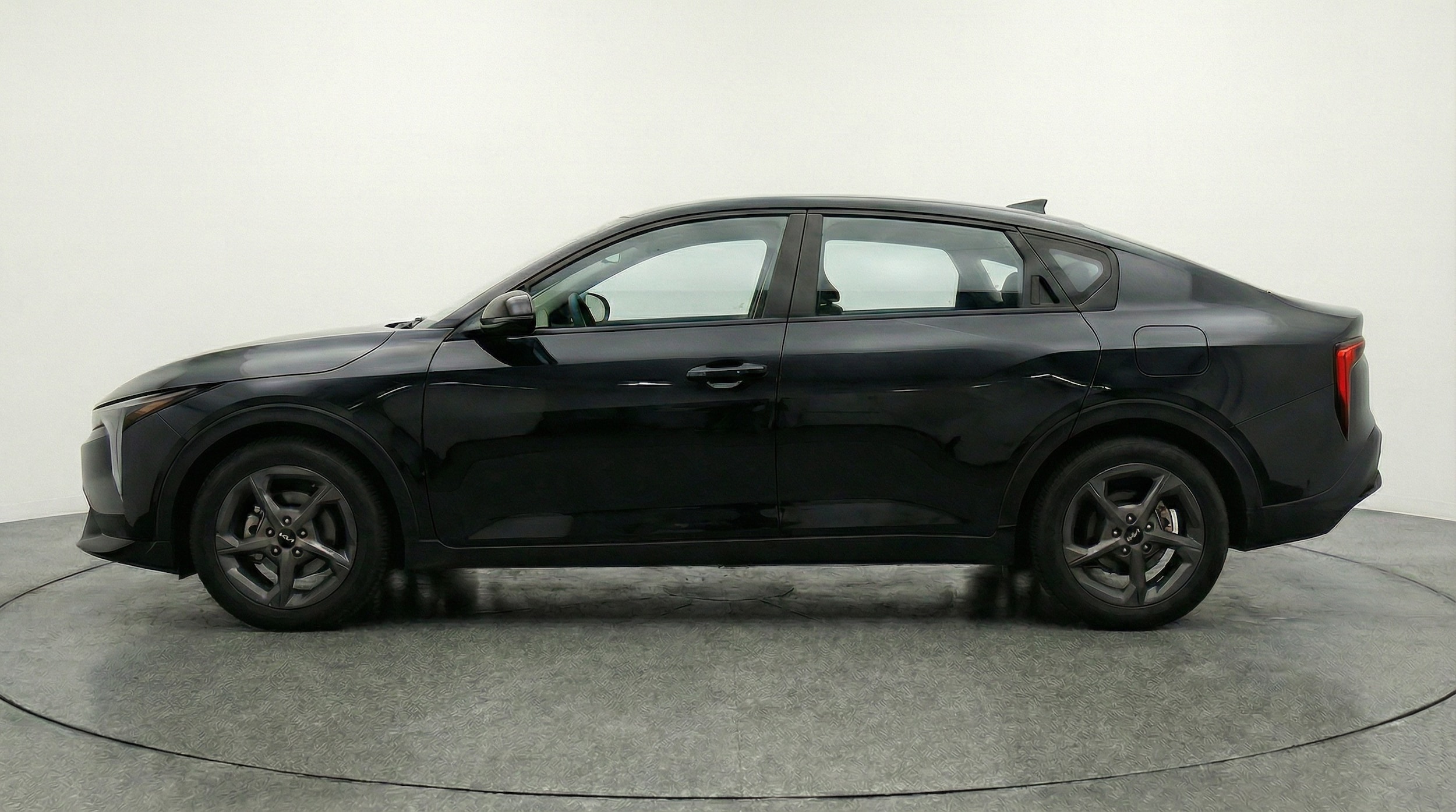 Thumbnail: 2025 Kia K4 - 4