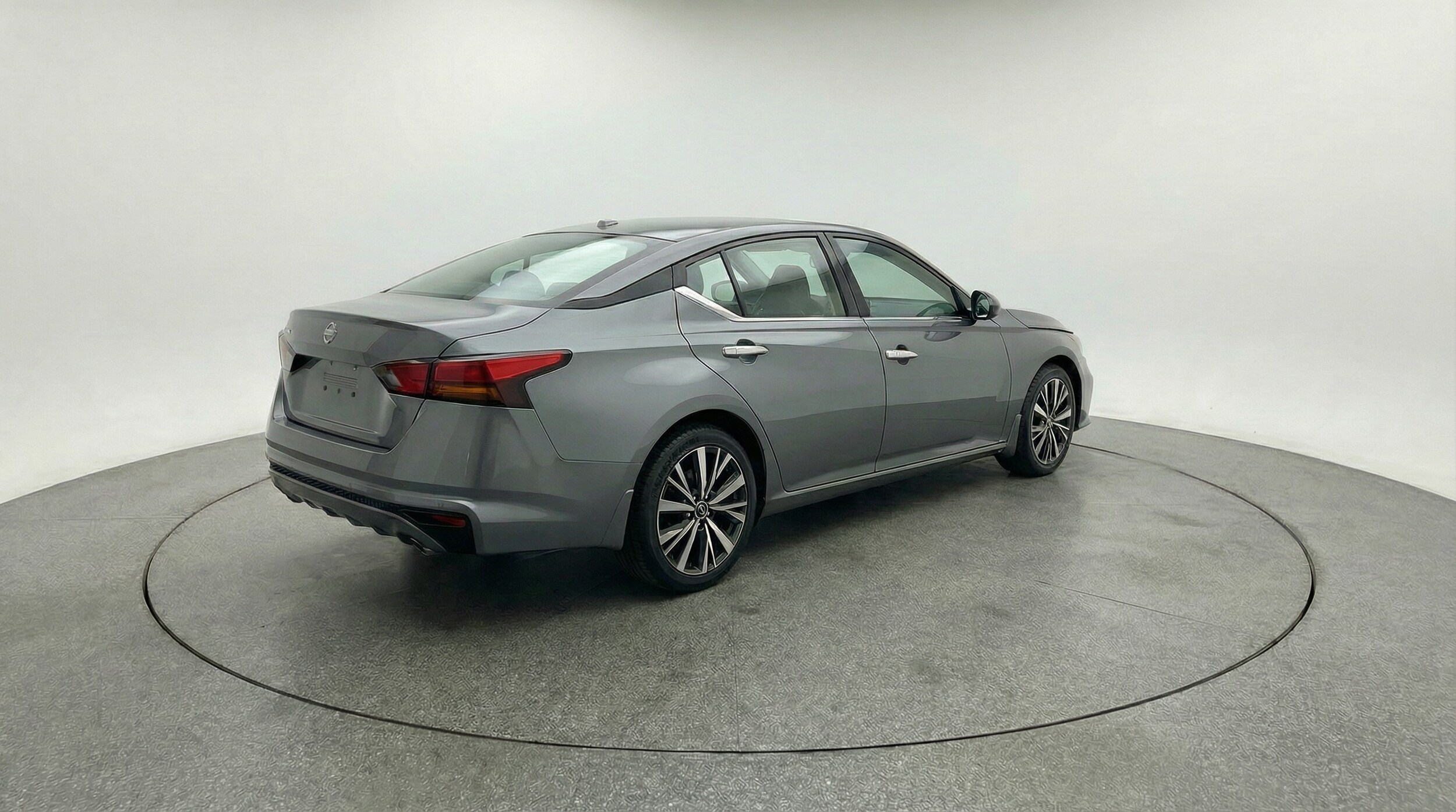 Thumbnail: 2025 Nissan Altima - 7