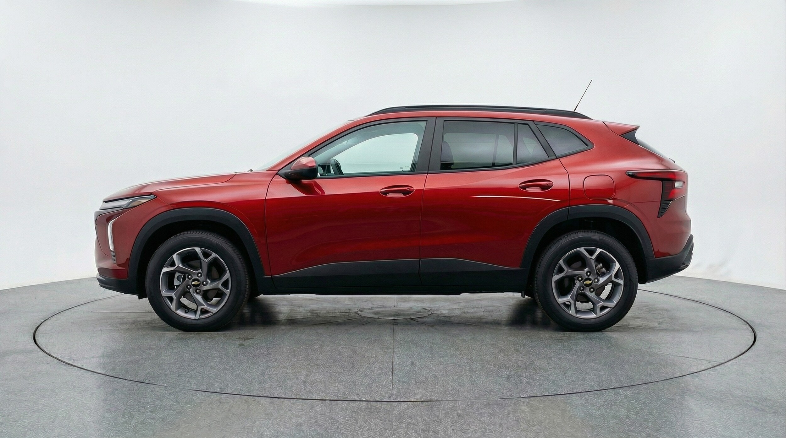 Thumbnail: 2025 Chevrolet Trax - 4