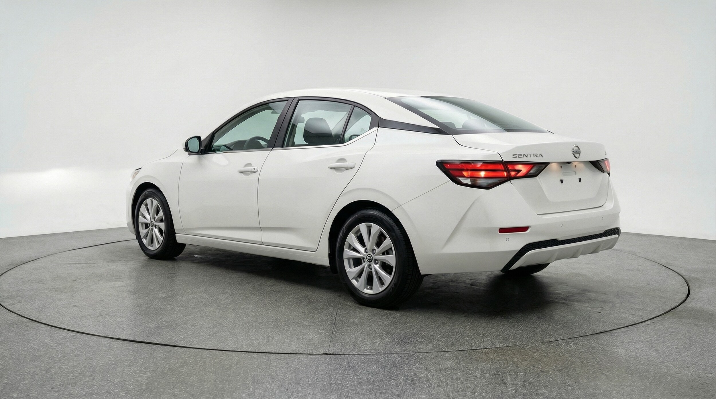 Thumbnail: 2025 Nissan Sentra - 5