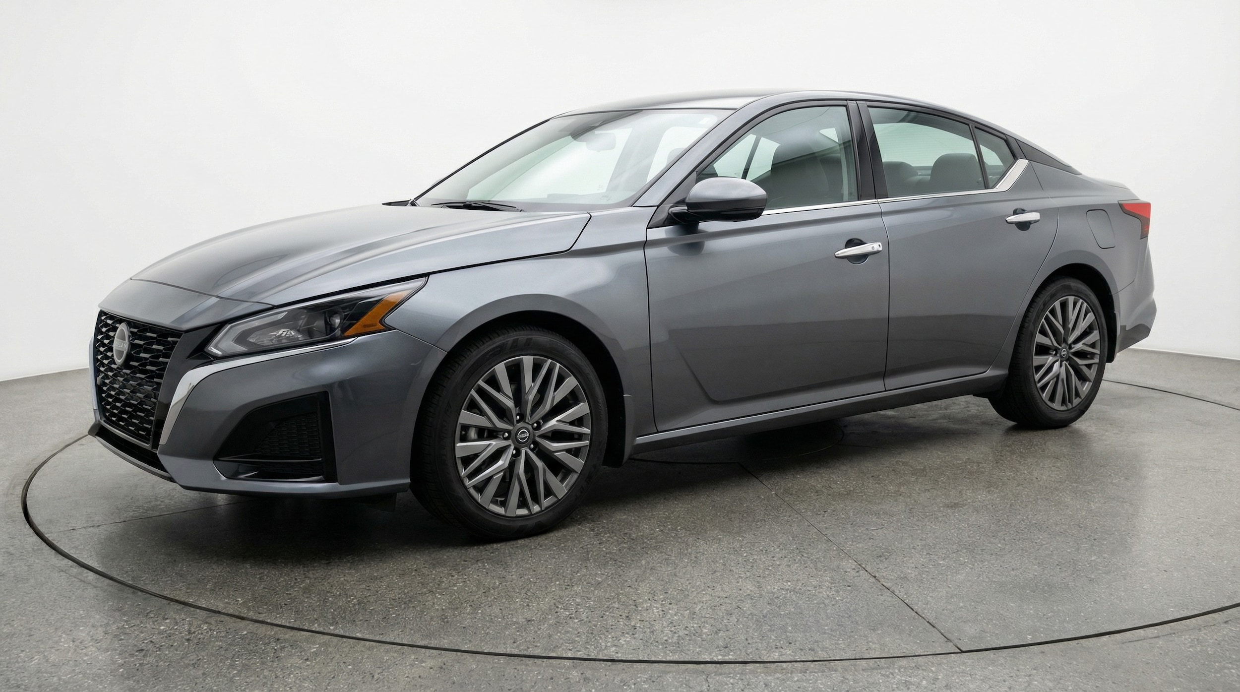 Thumbnail: 2025 Nissan Altima - 3