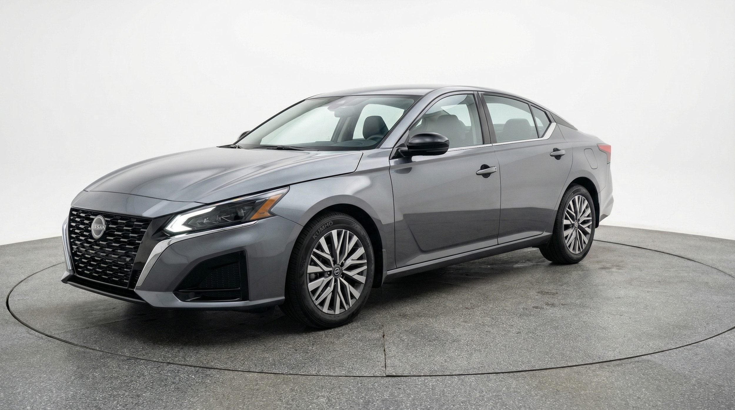 Thumbnail: 2025 Nissan Altima - 3