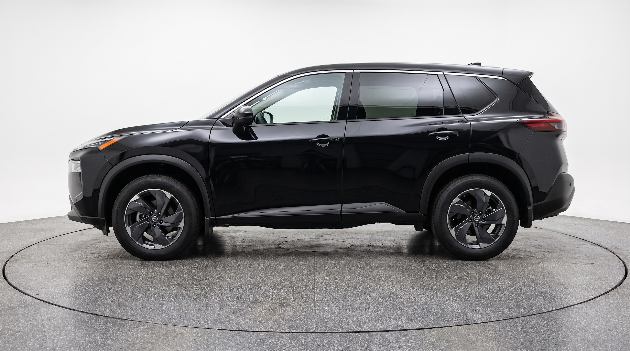 Thumbnail: 2025 Nissan Rogue - 4