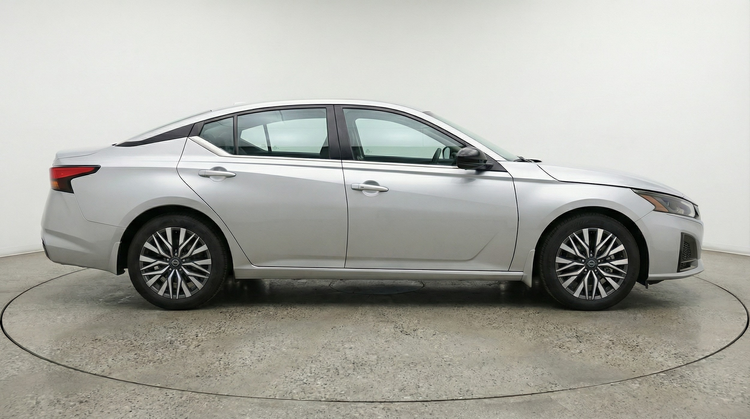 Thumbnail: 2025 Nissan Altima - 8