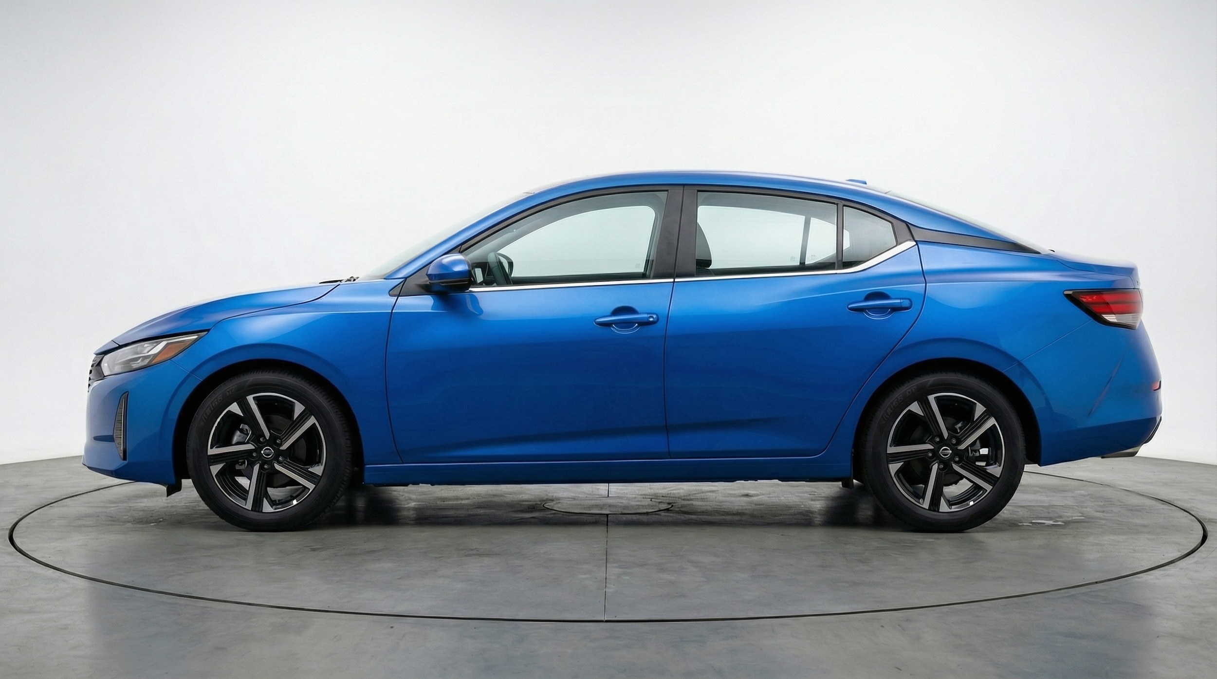 Thumbnail: 2025 Nissan Sentra - 4