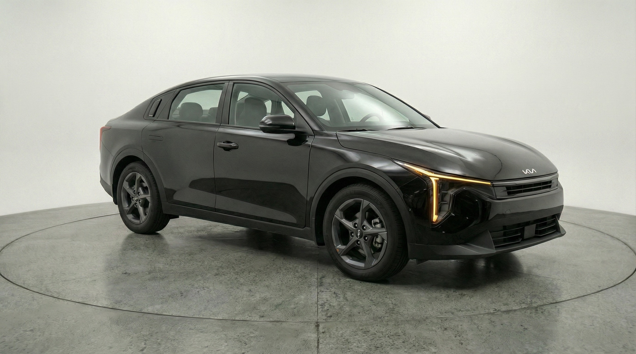 Thumbnail: 2025 Kia K4 - 1