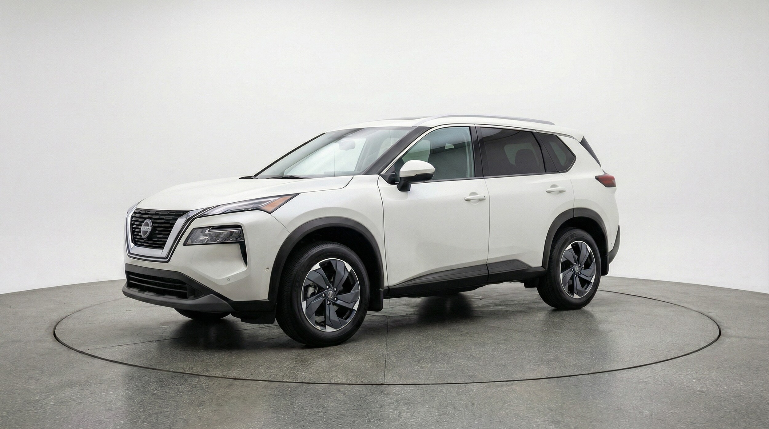 Thumbnail: 2025 Nissan Rogue - 3