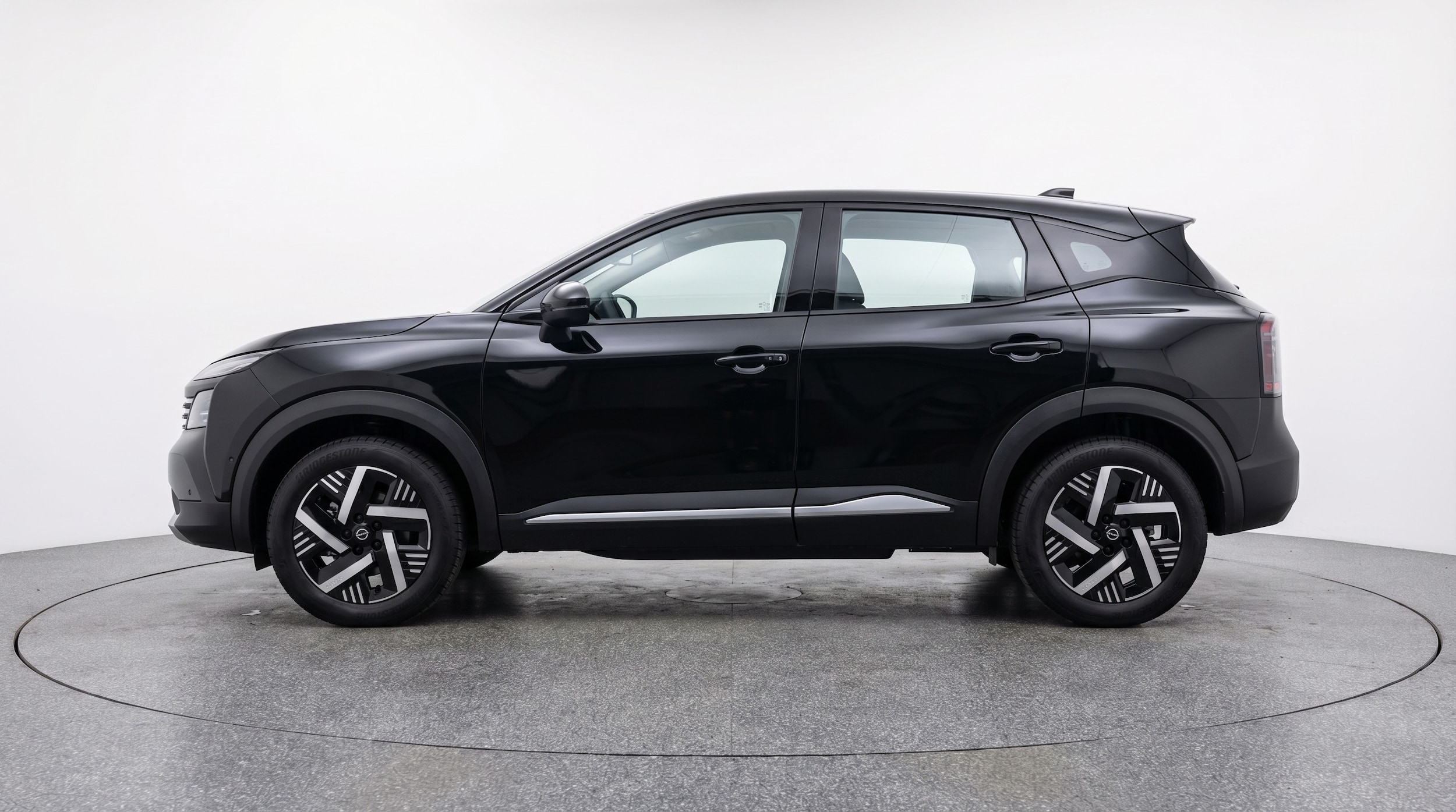 Thumbnail: 2026 Nissan Kicks - 4