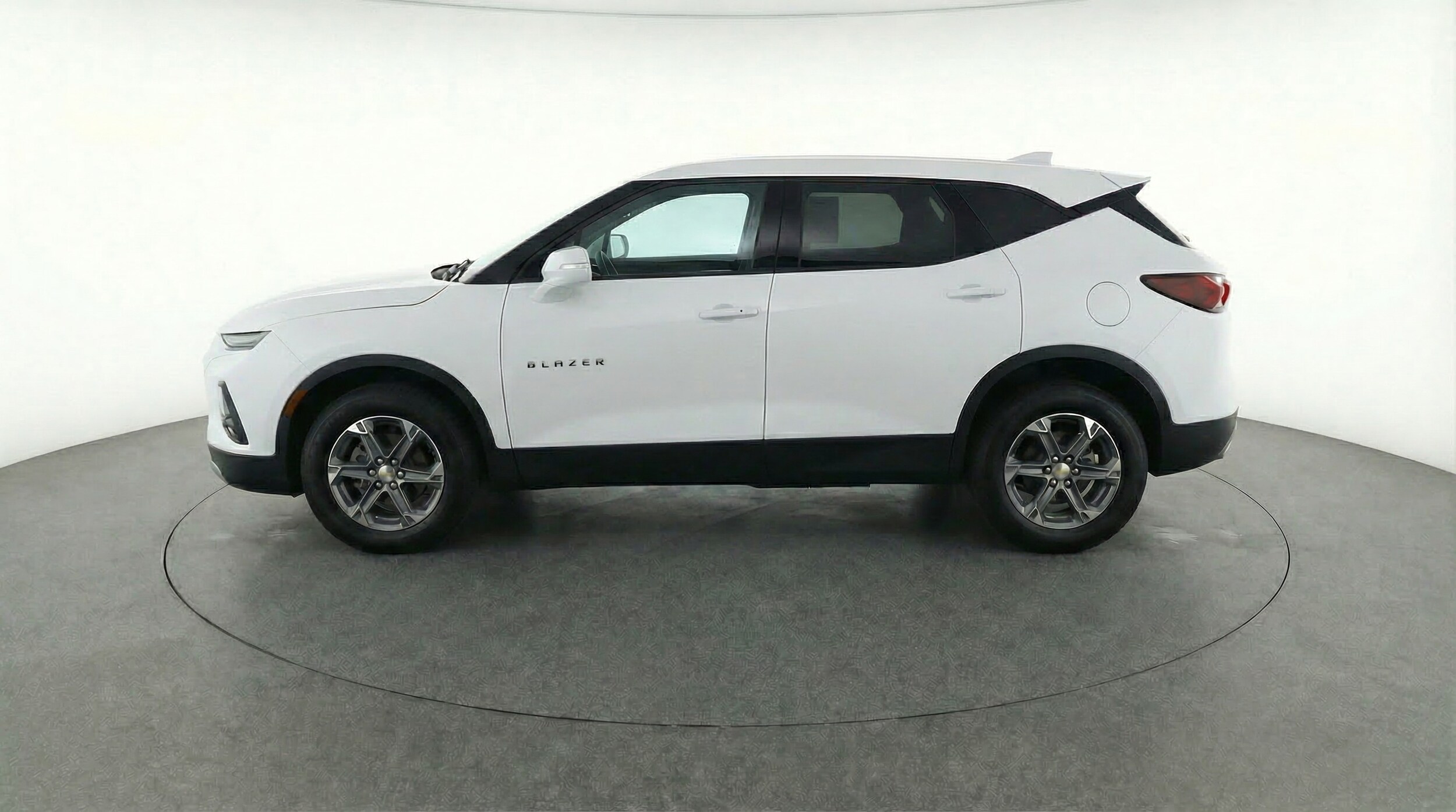 Thumbnail: 2025 Chevrolet Blazer - 4