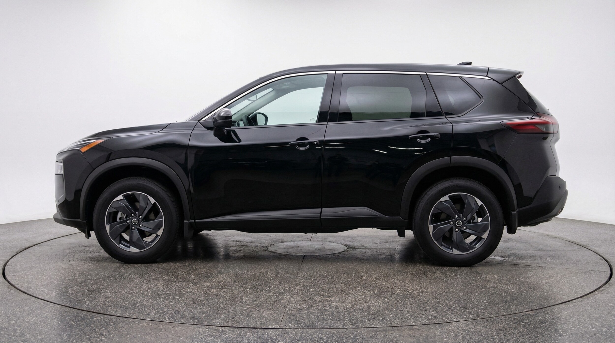 Thumbnail: 2025 Nissan Rogue - 4