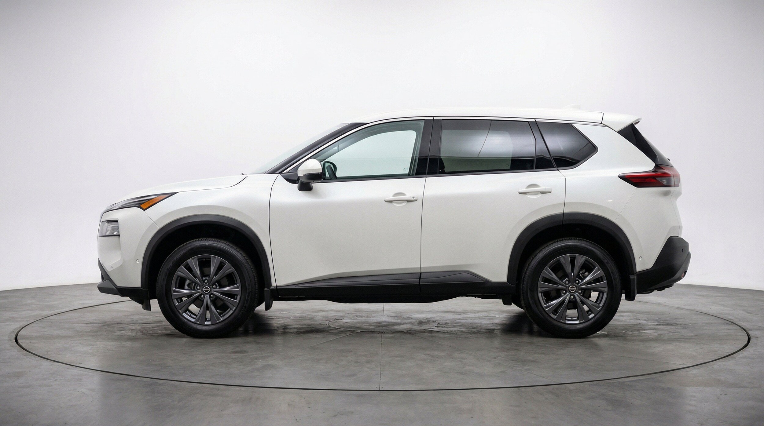 Thumbnail: 2025 Nissan Rogue - 5