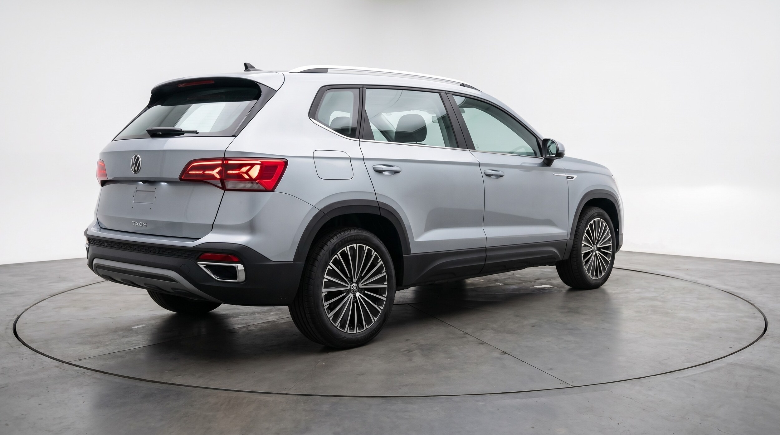 Thumbnail: 2025 Volkswagen Taos - 7