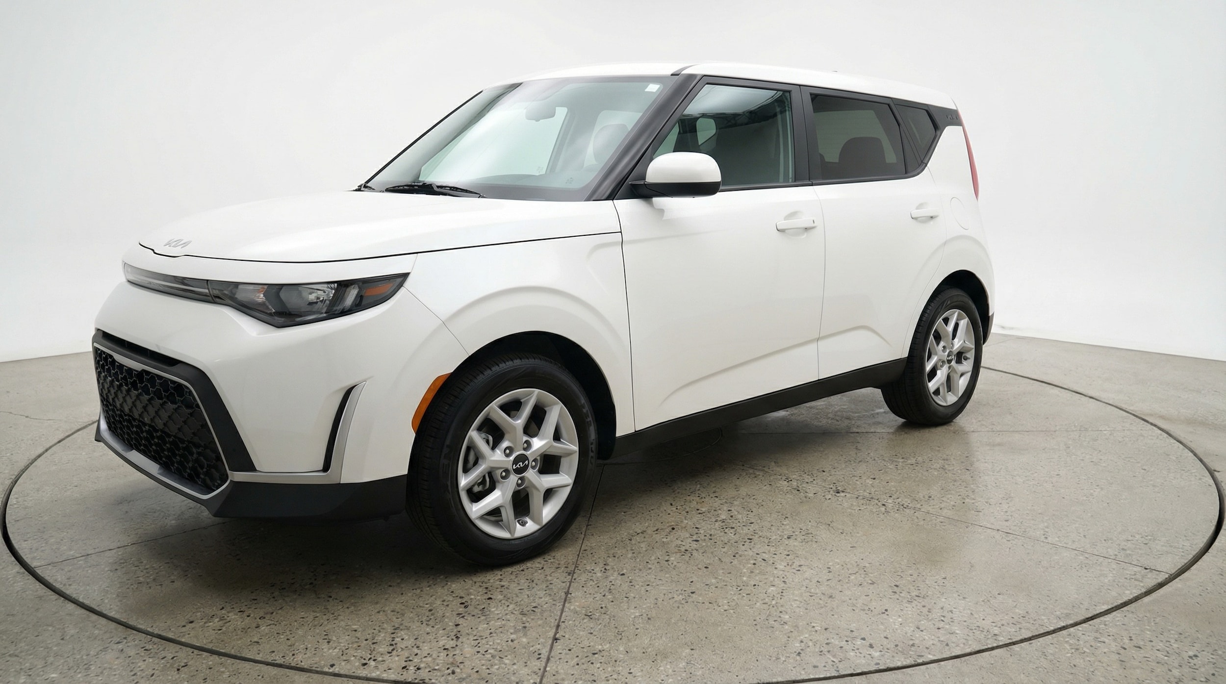 Thumbnail: 2025 Kia Soul - 3