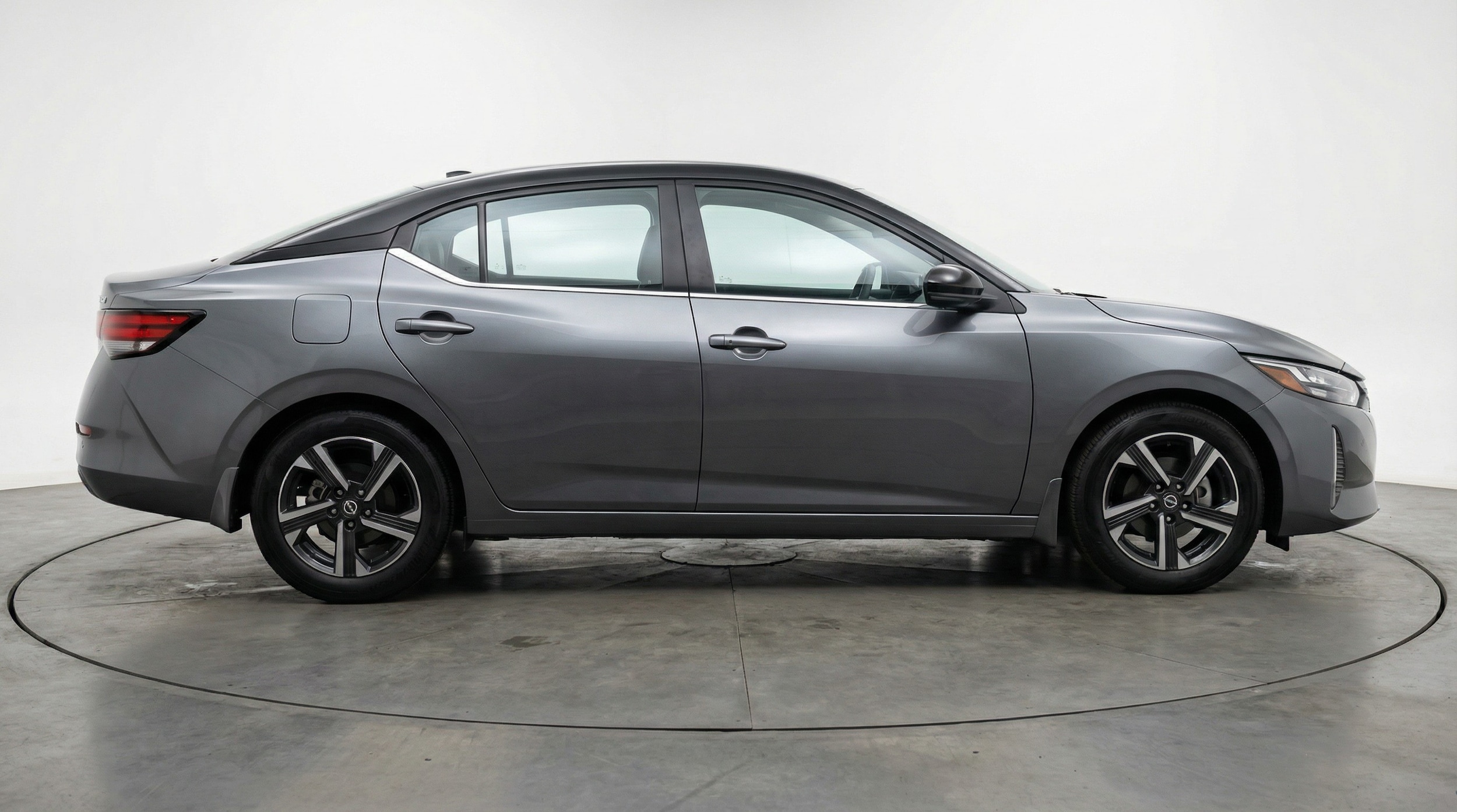 Thumbnail: 2025 Nissan Sentra - 8