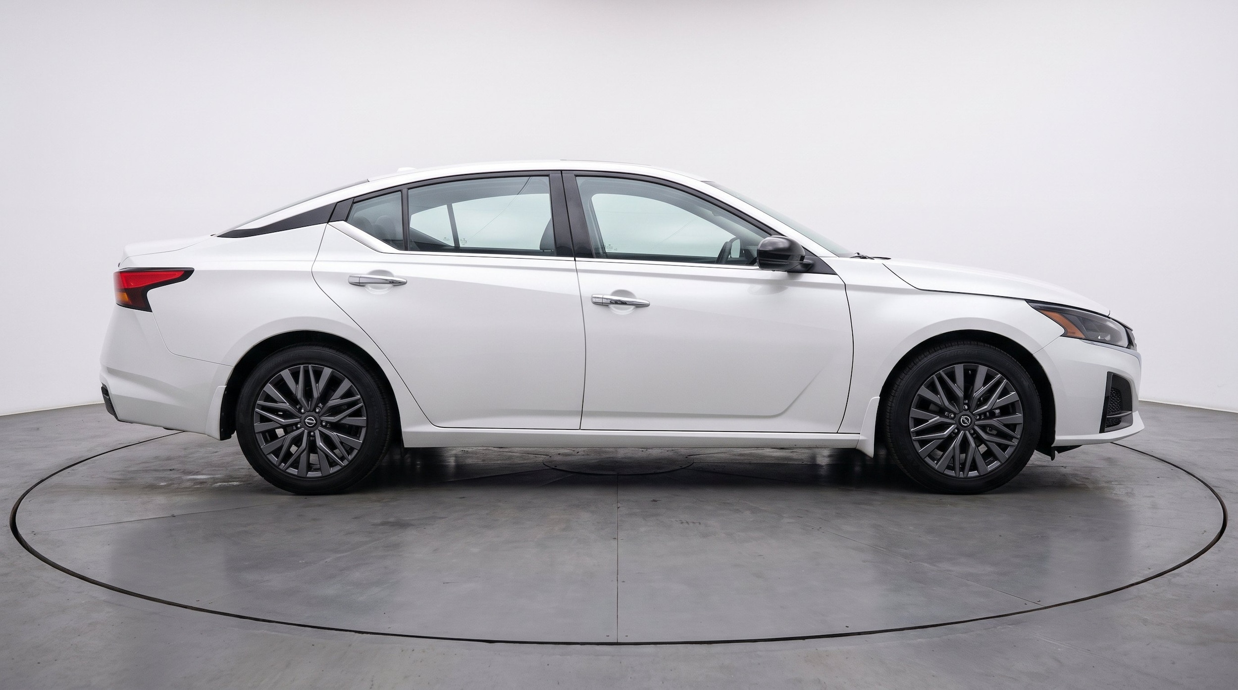 Thumbnail: 2025 Nissan Altima - 11