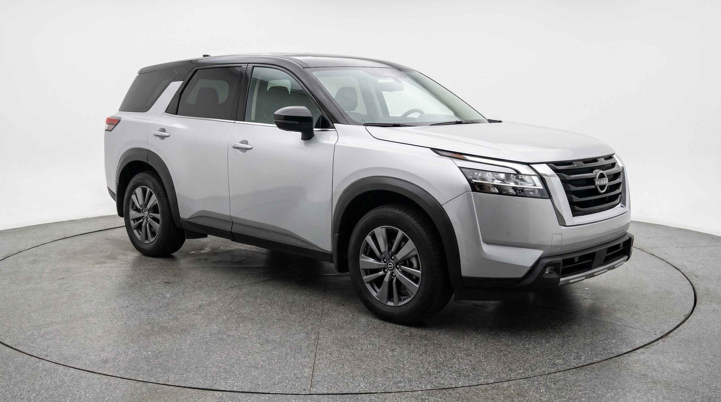 Thumbnail: 2025 Nissan Pathfinder - 1