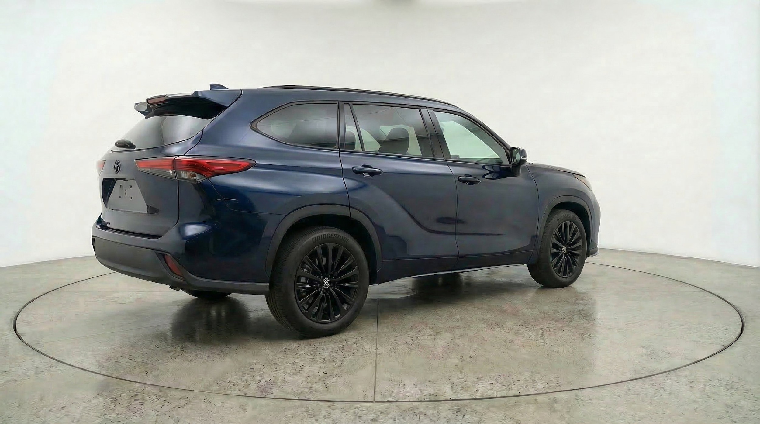 Thumbnail: 2025 Toyota Highlander - 9