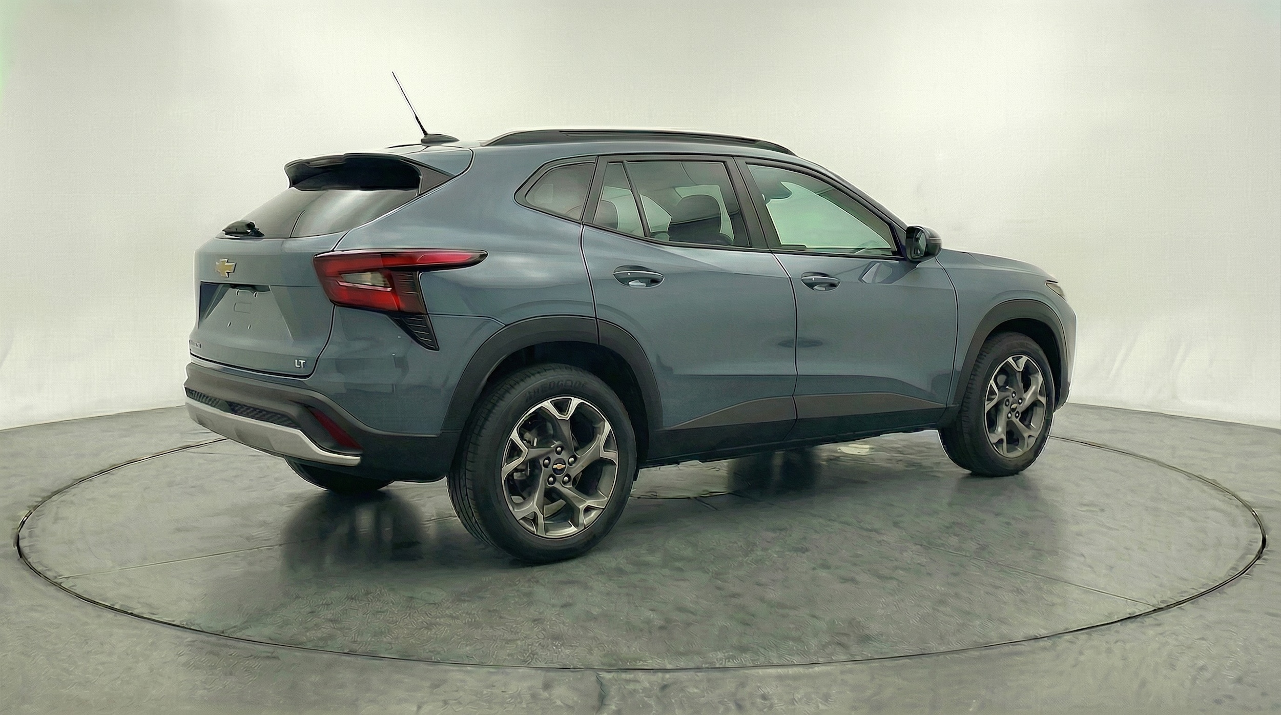 Thumbnail: 2025 Chevrolet Trax - 7