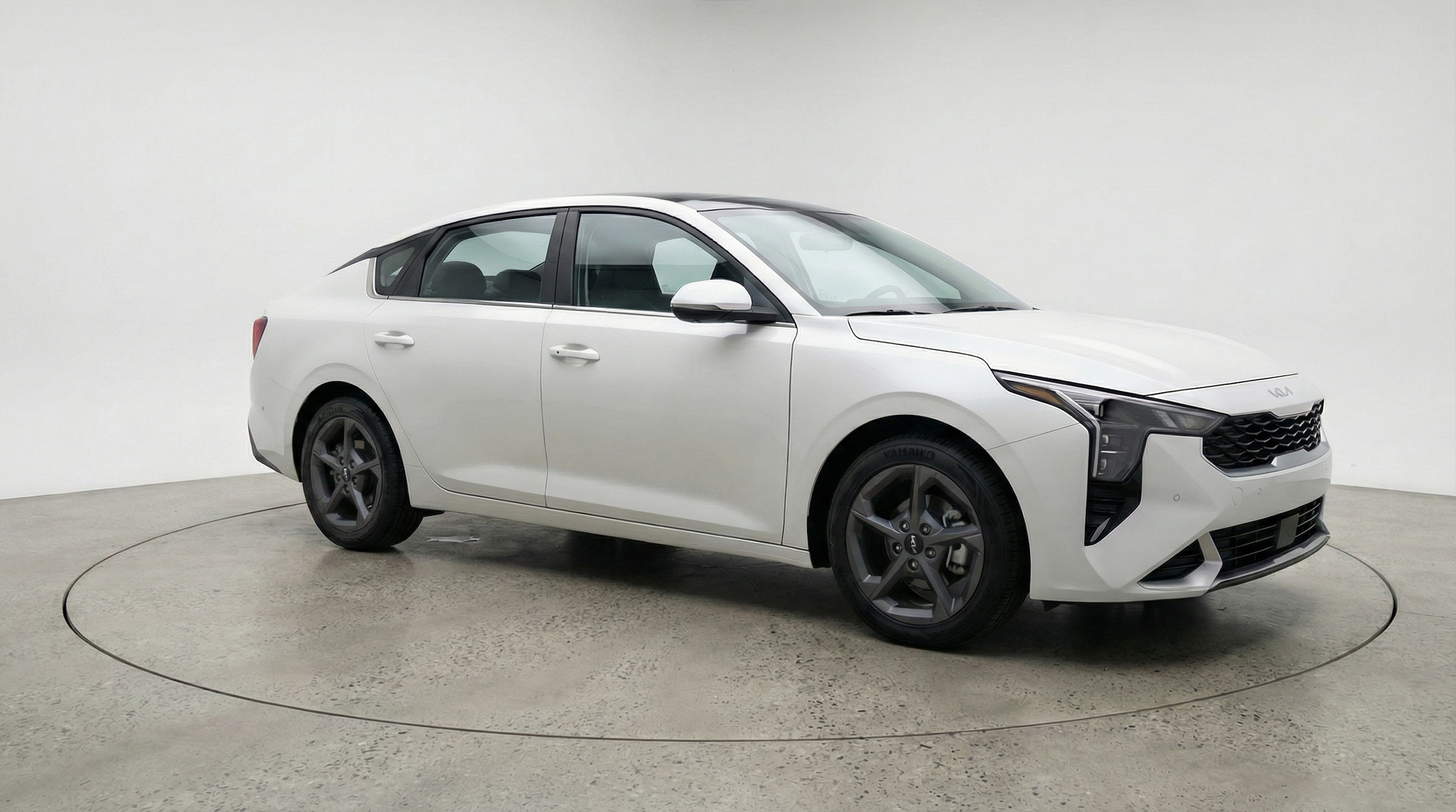Thumbnail: 2025 Kia K4 - 1