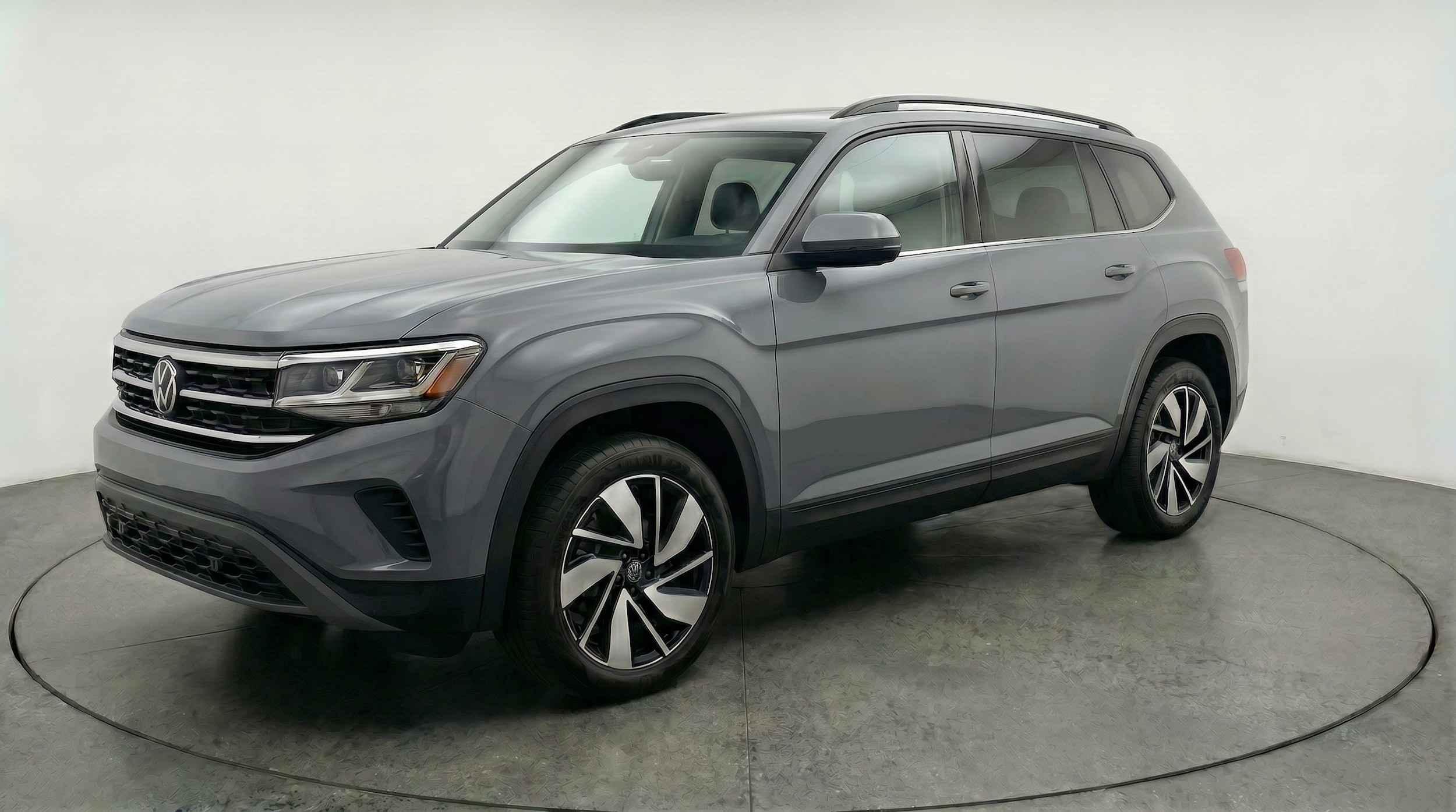 Thumbnail: 2026 Volkswagen Atlas - 3