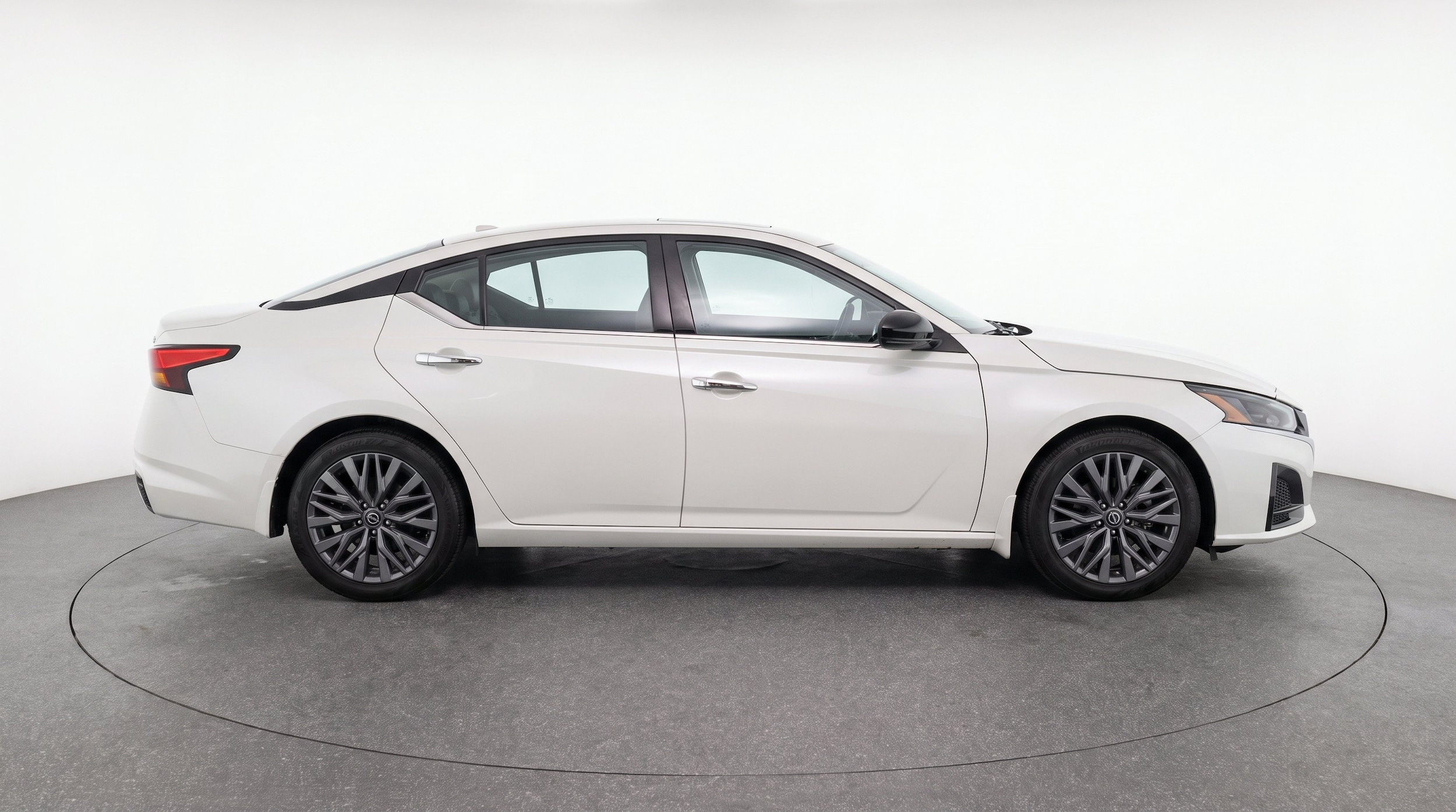 Thumbnail: 2025 Nissan Altima - 11