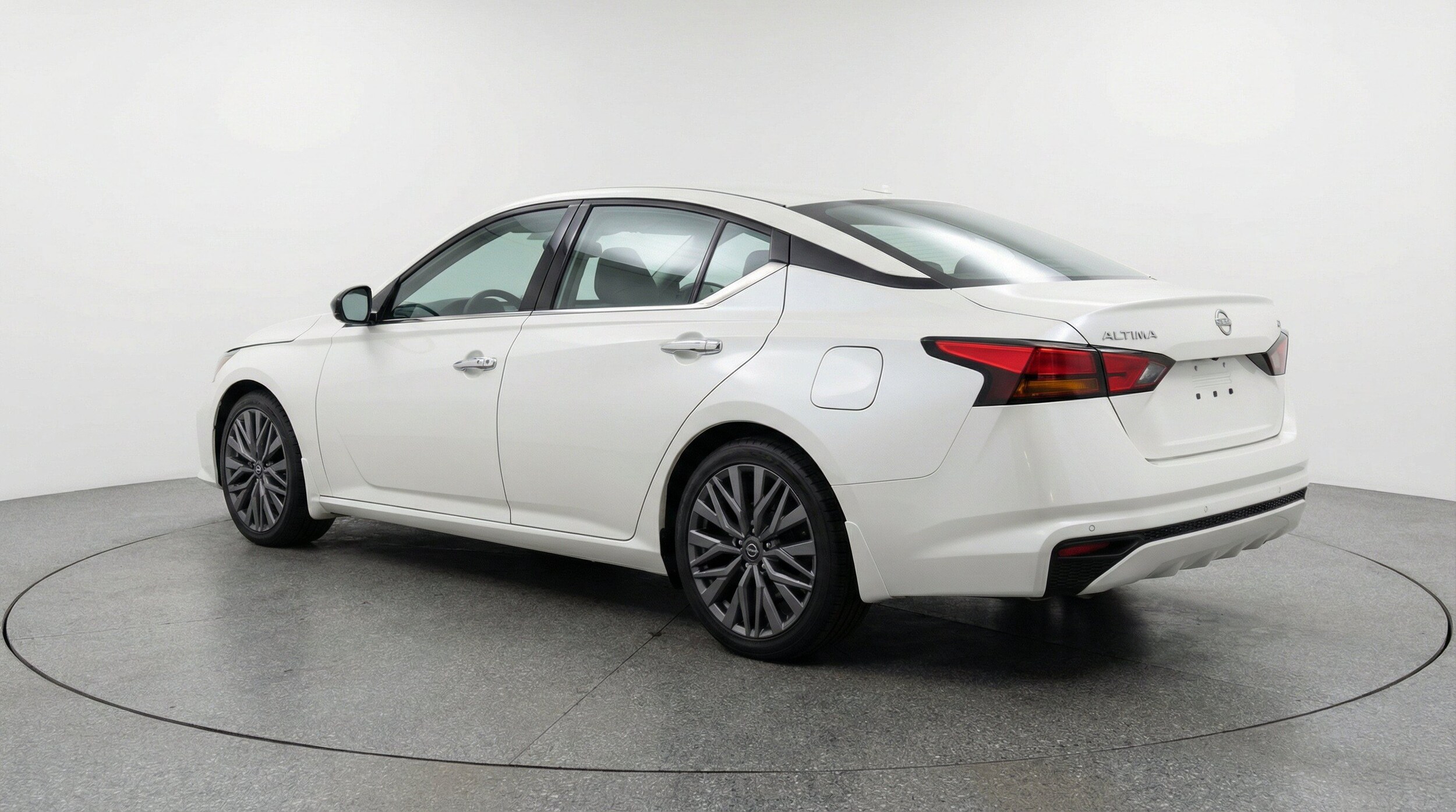 Thumbnail: 2025 Nissan Altima - 6