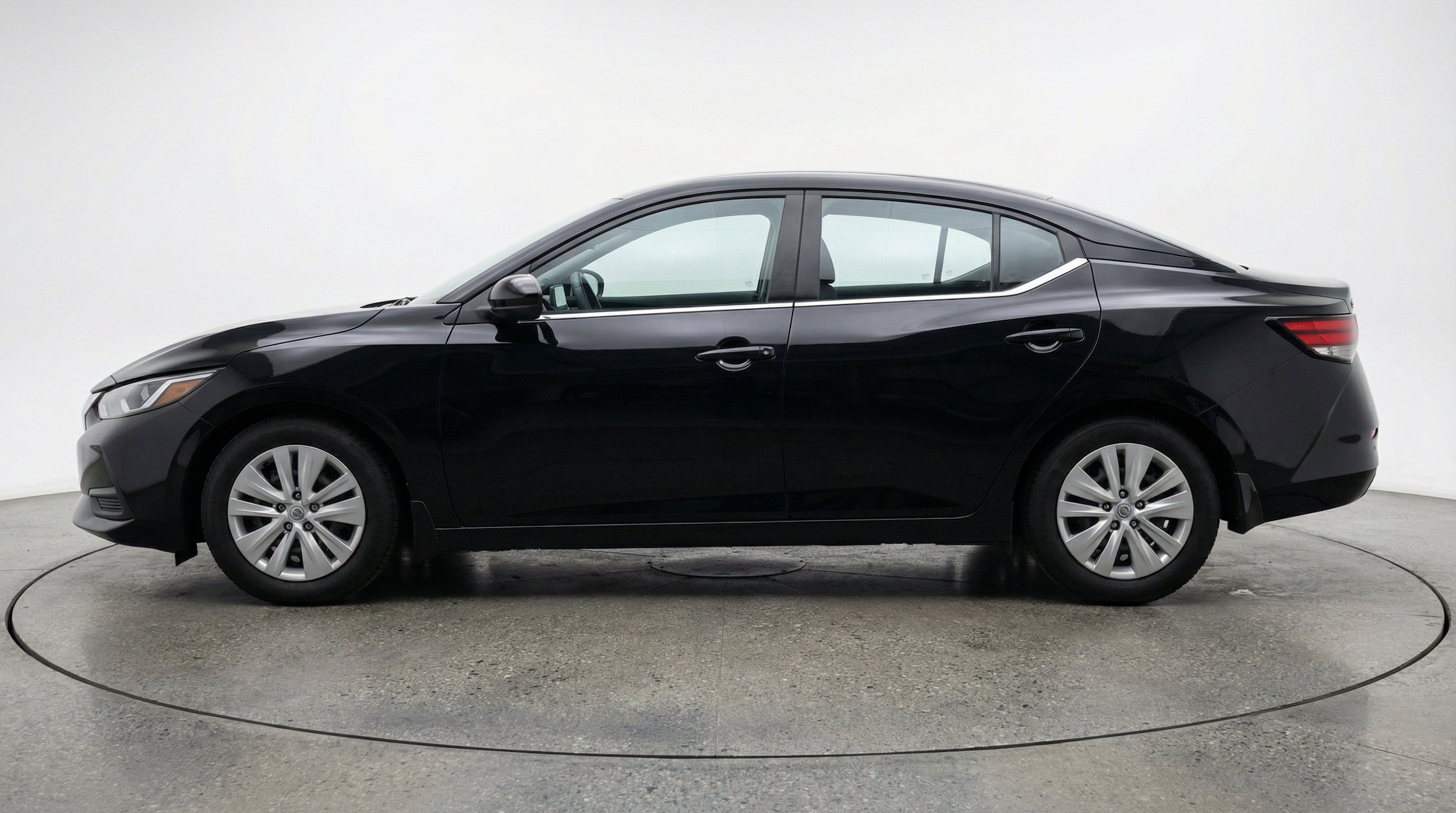 Thumbnail: 2025 Nissan Sentra - 5